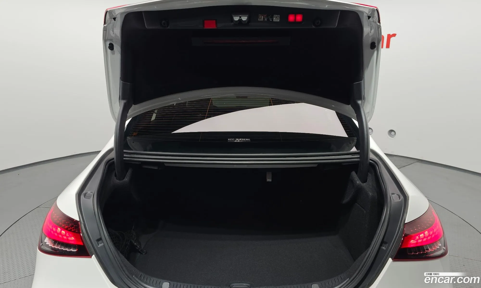 Mercedes-Benz E-Class W213 2022 — 14