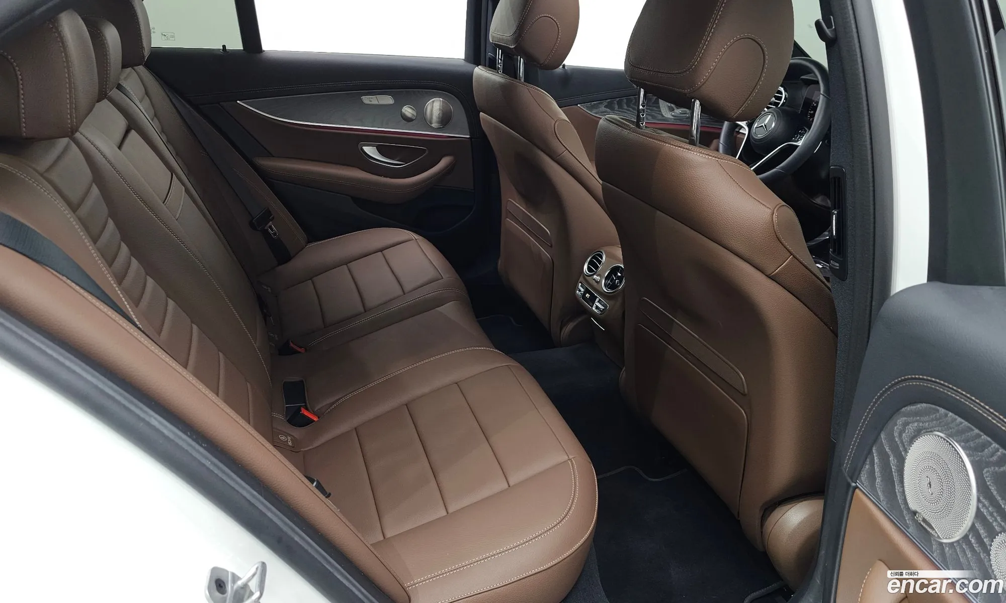 Mercedes-Benz E-Class W213 2022 — 4
