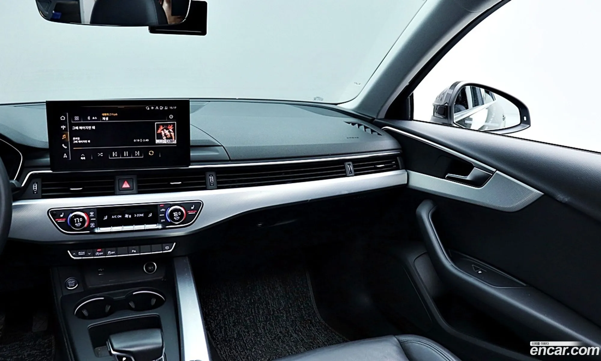 Audi A4 2022 — 19