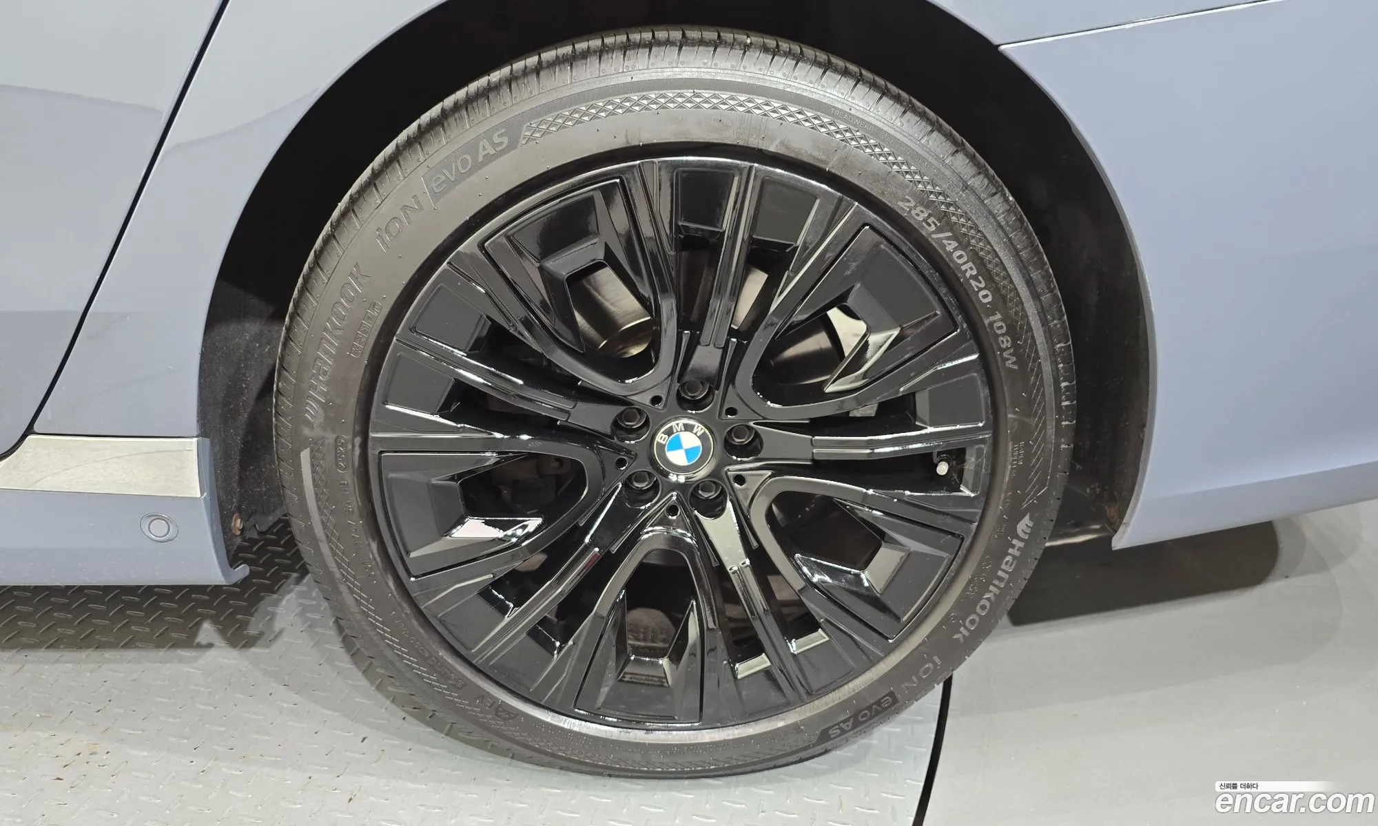 BMW 7 Series 2023 — 16