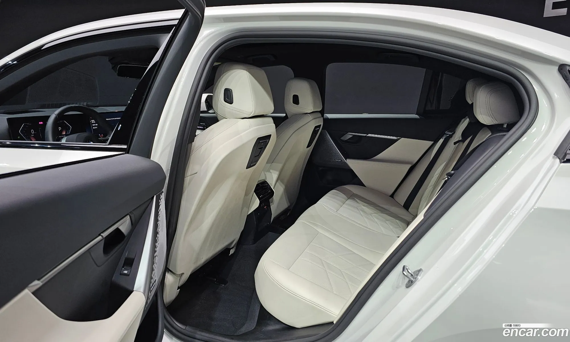 BMW 5 Series 2024 — 20