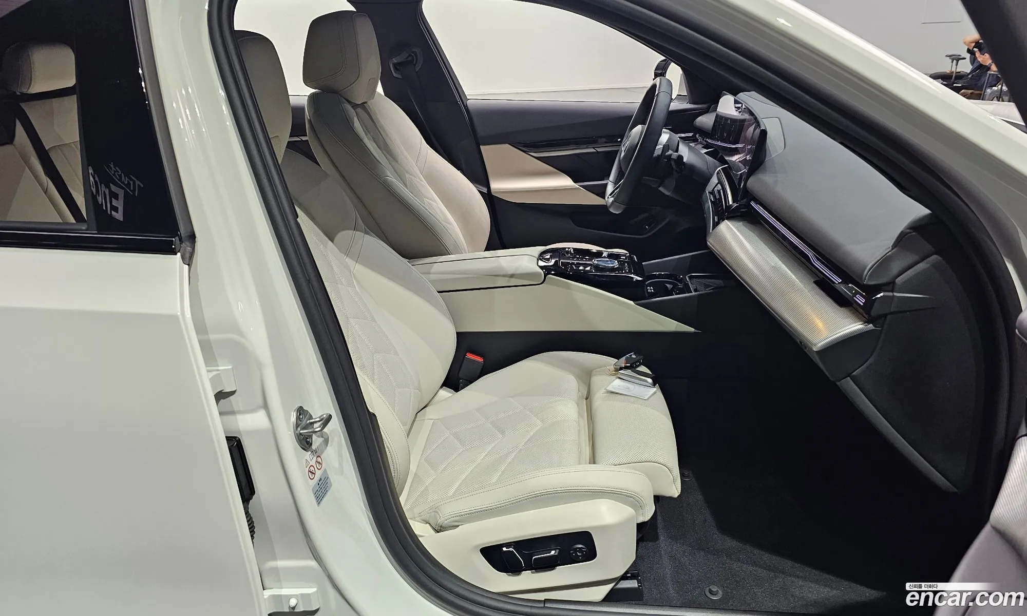 BMW 5 Series 2024 — 15