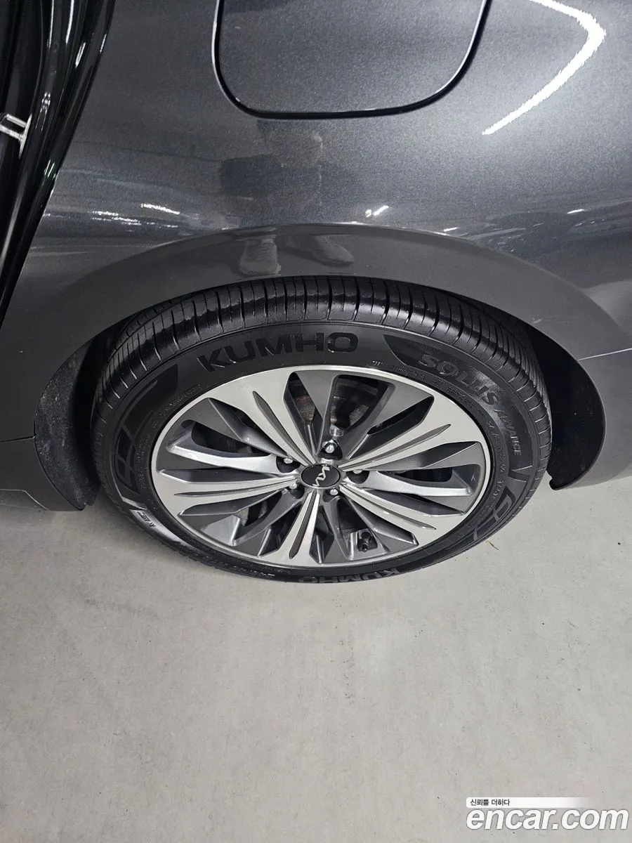 Kia K8 2021 — 2