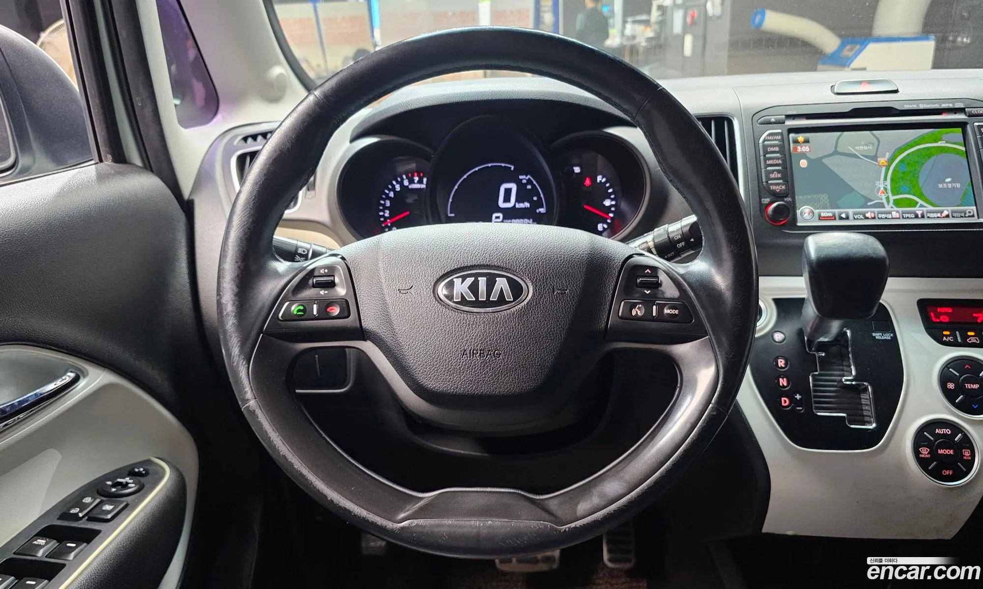 Kia Ray 2013 — 17