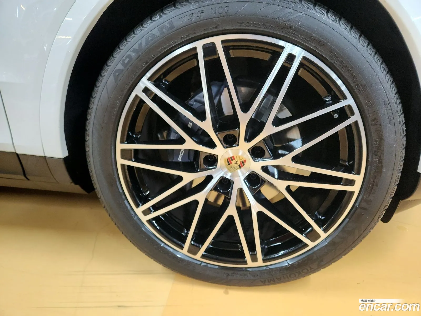 Porsche Cayenne 2023 — 7