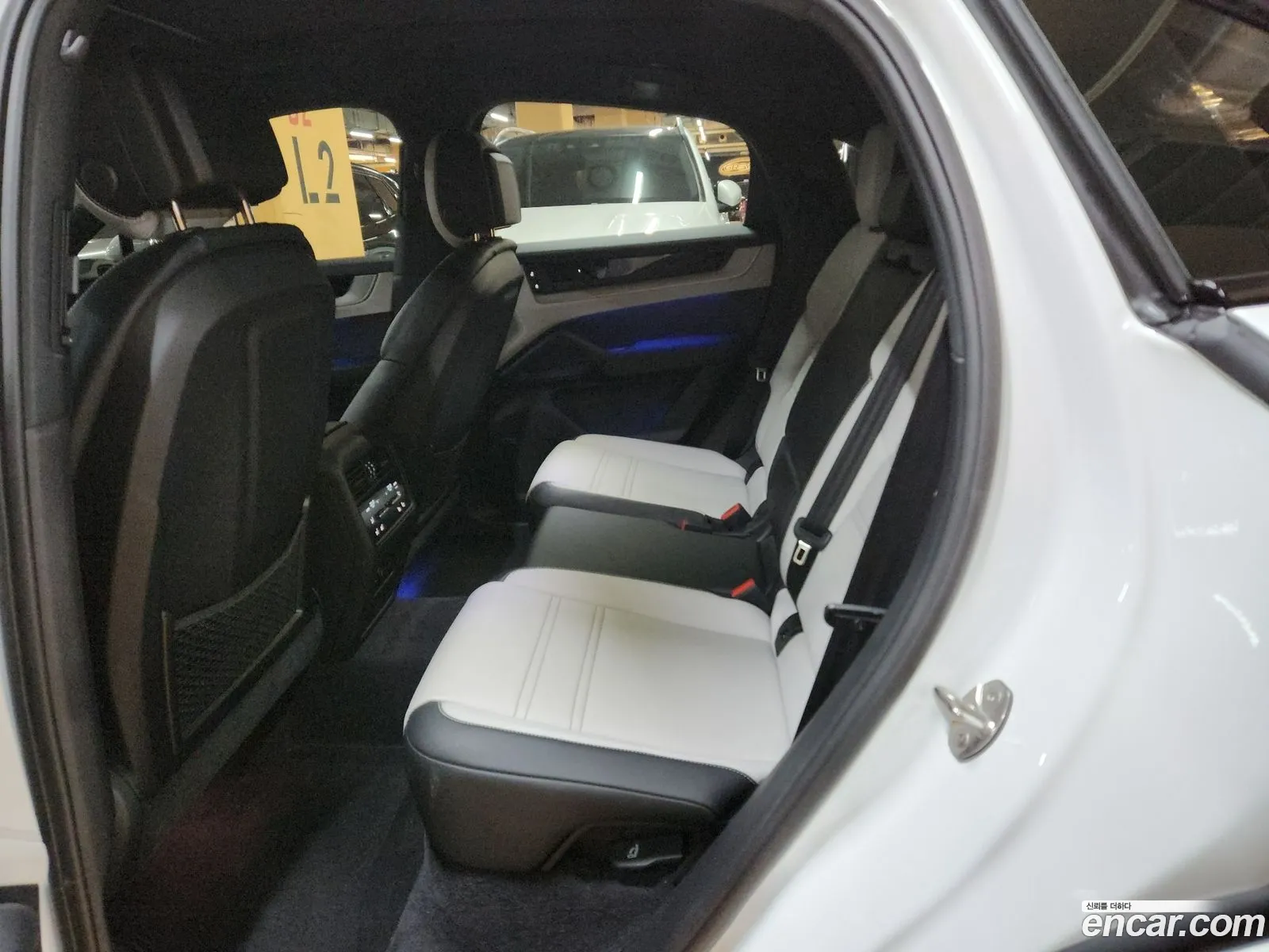 Porsche Cayenne 2023 — 16