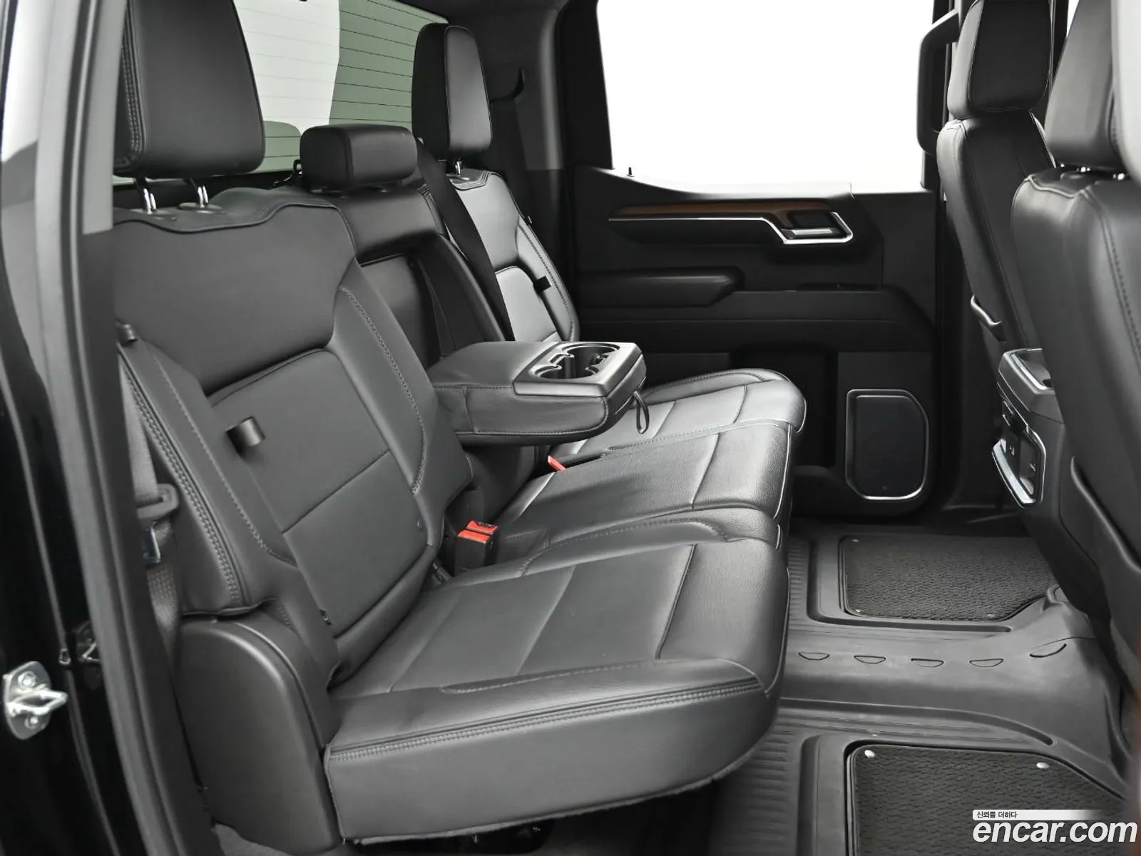 GMC Sierra 2023 — 16