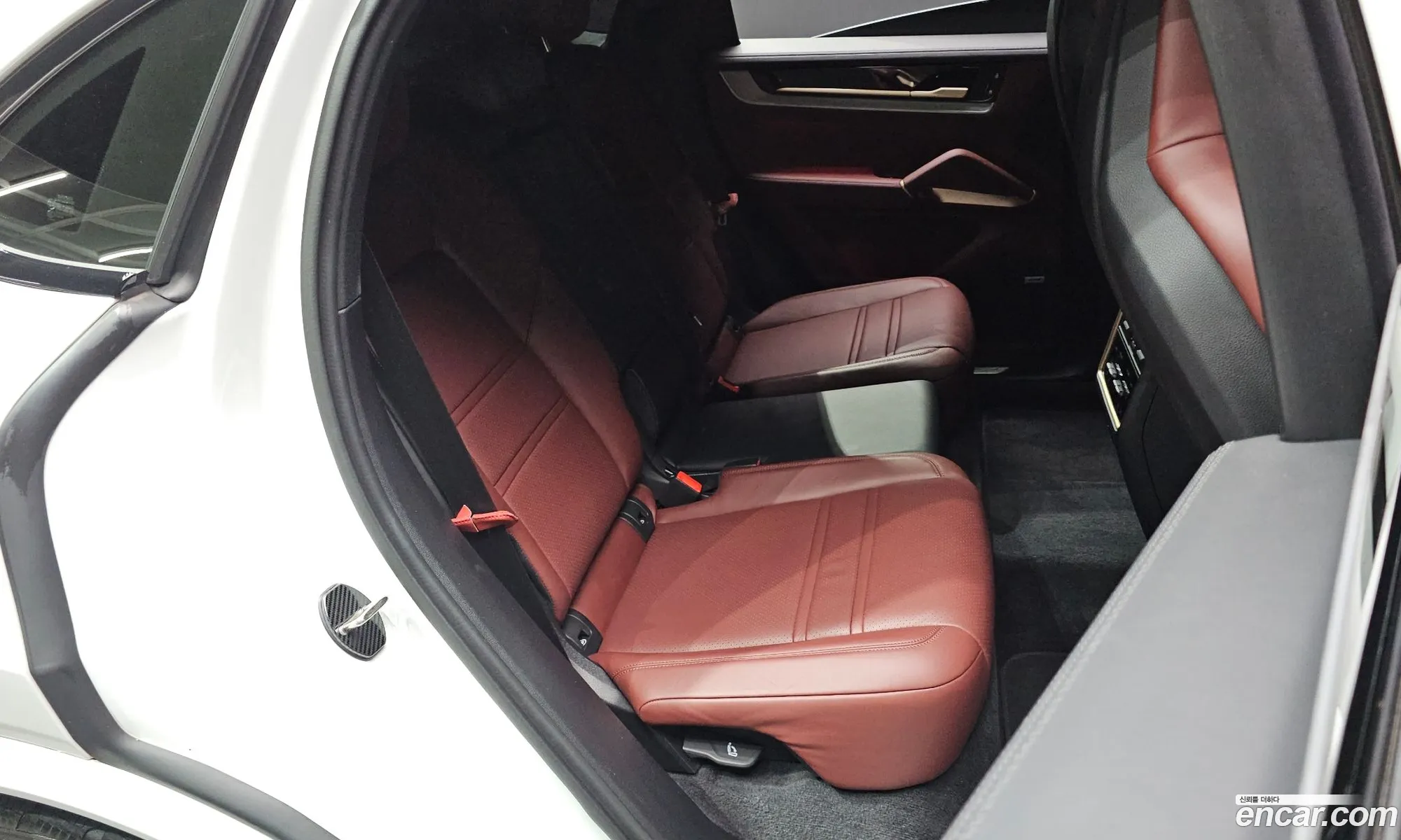 Porsche Cayenne 2024 WP1BE29Y0RDA69841 — 14