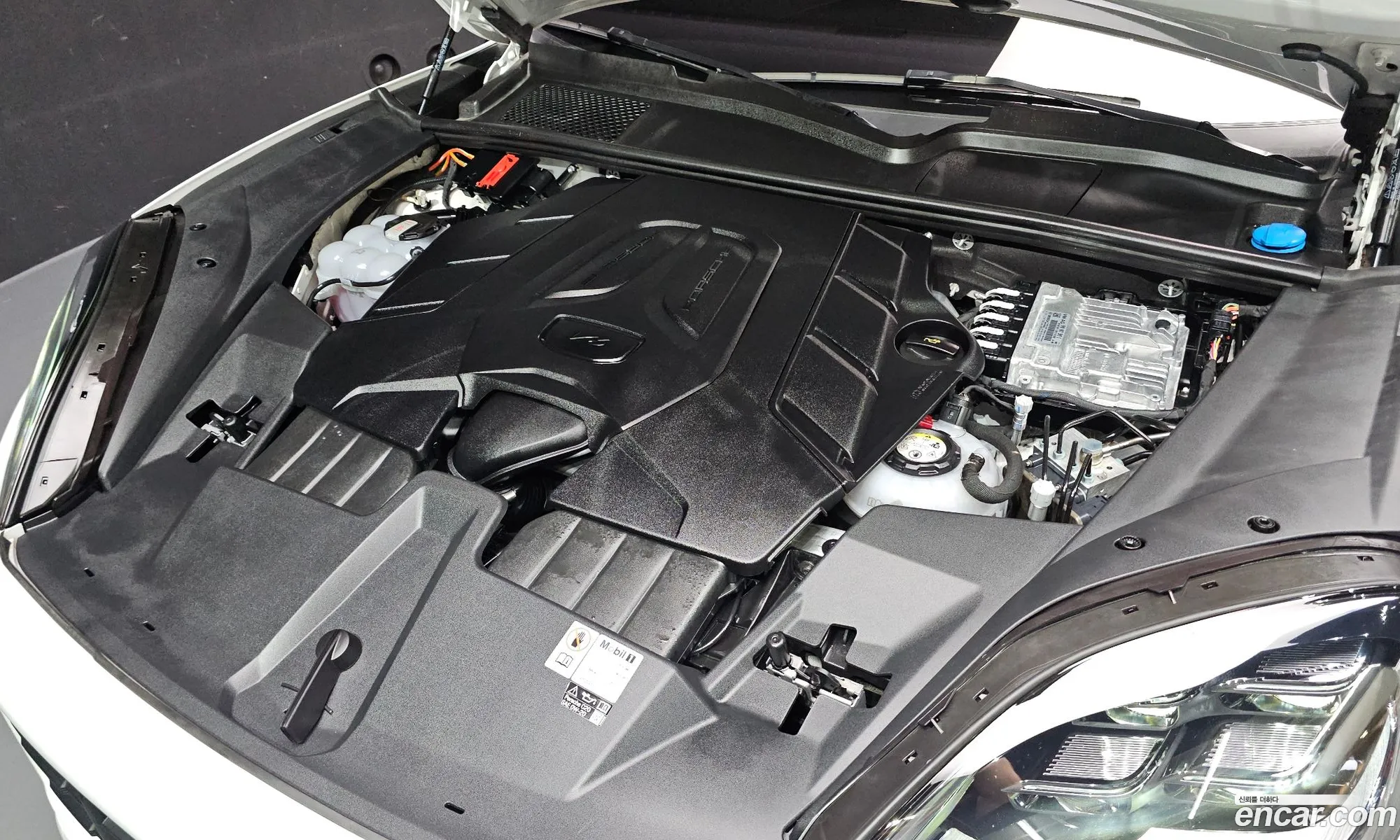 Porsche Cayenne 2024 WP1BE29Y0RDA69841 — 11