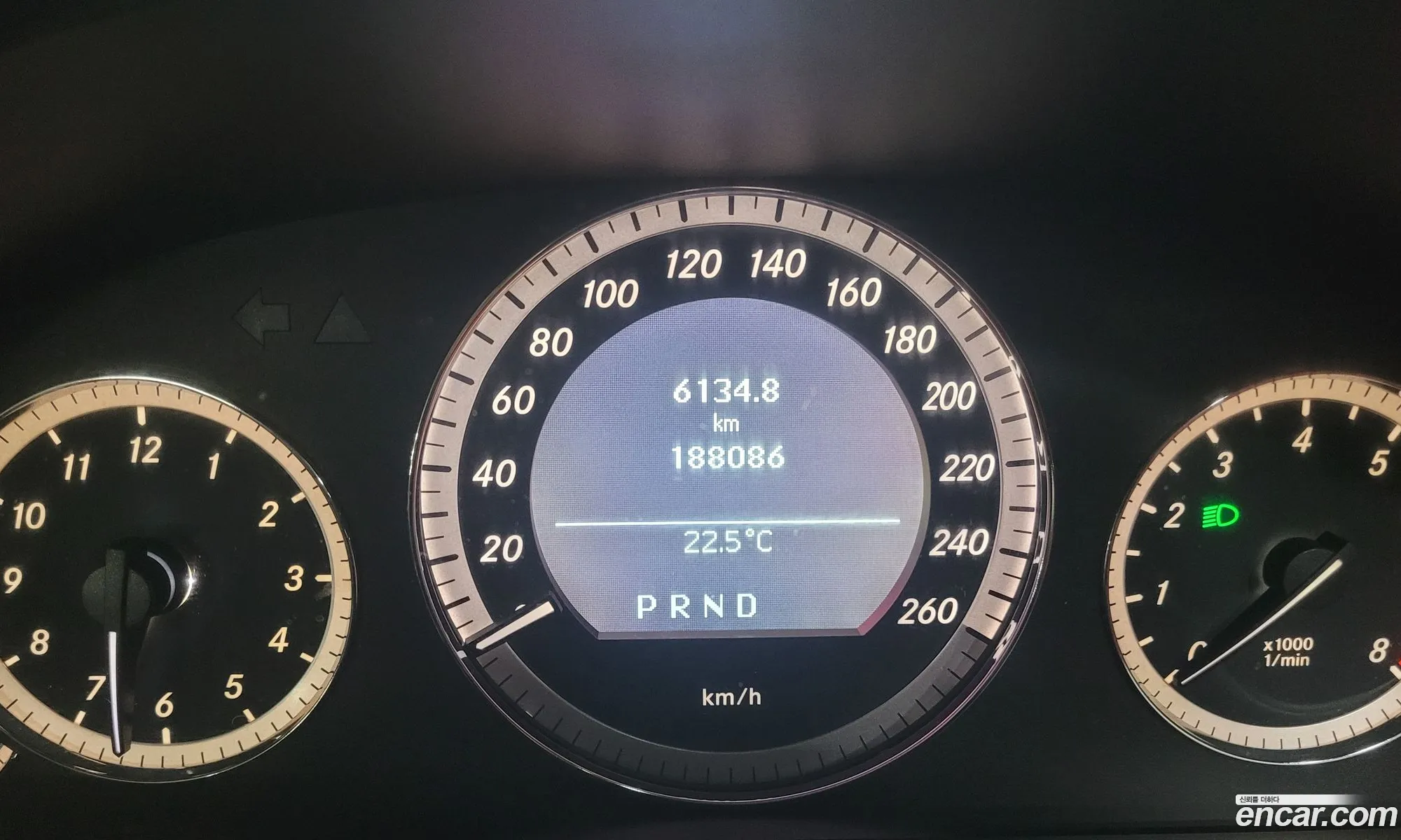 Mercedes-Benz E-Class W212 2009 — 8