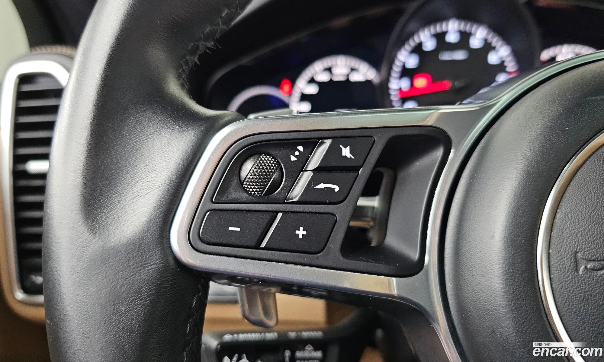 Porsche Cayenne 2021 WP1BA29YXMDA62528 — 32