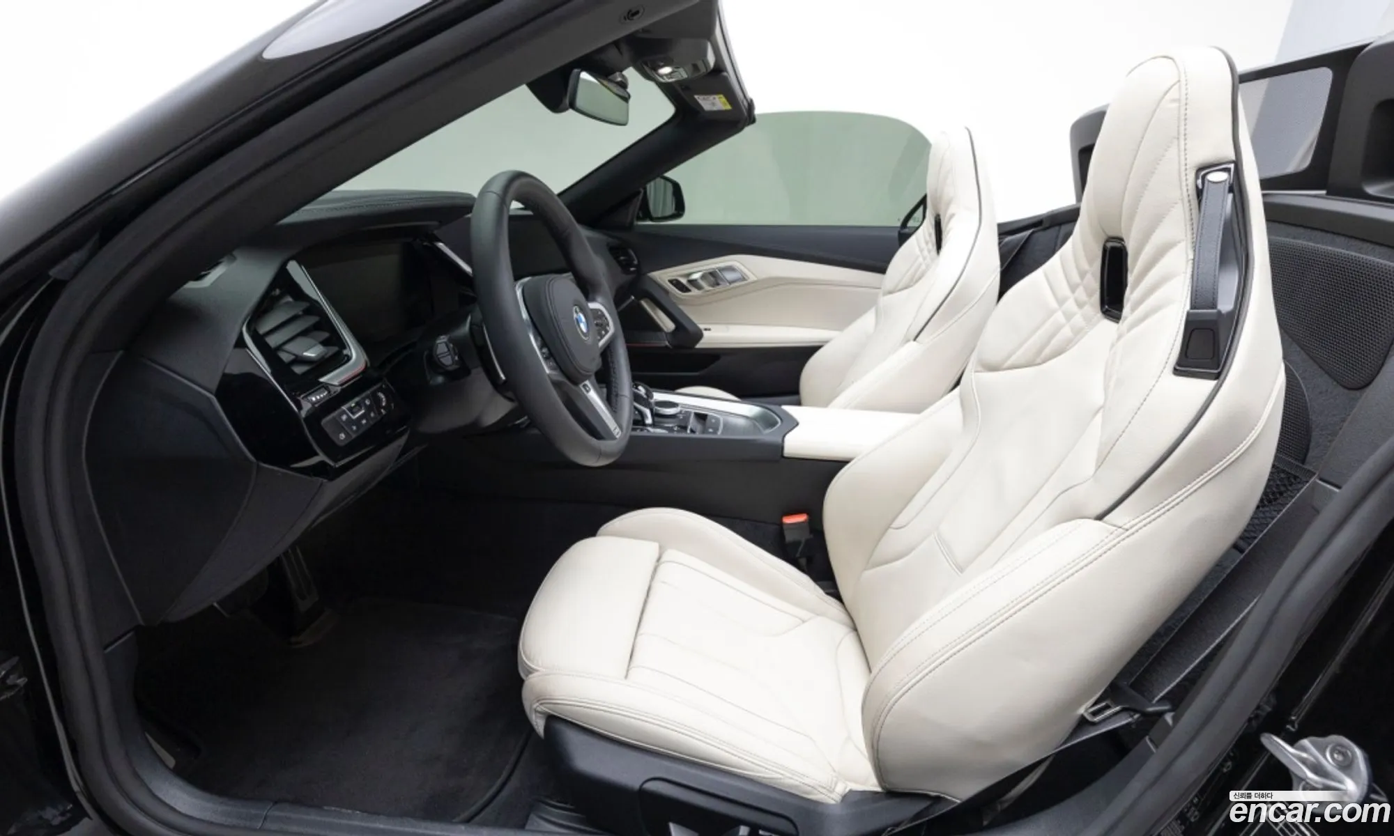 BMW Z4 2025 — 15