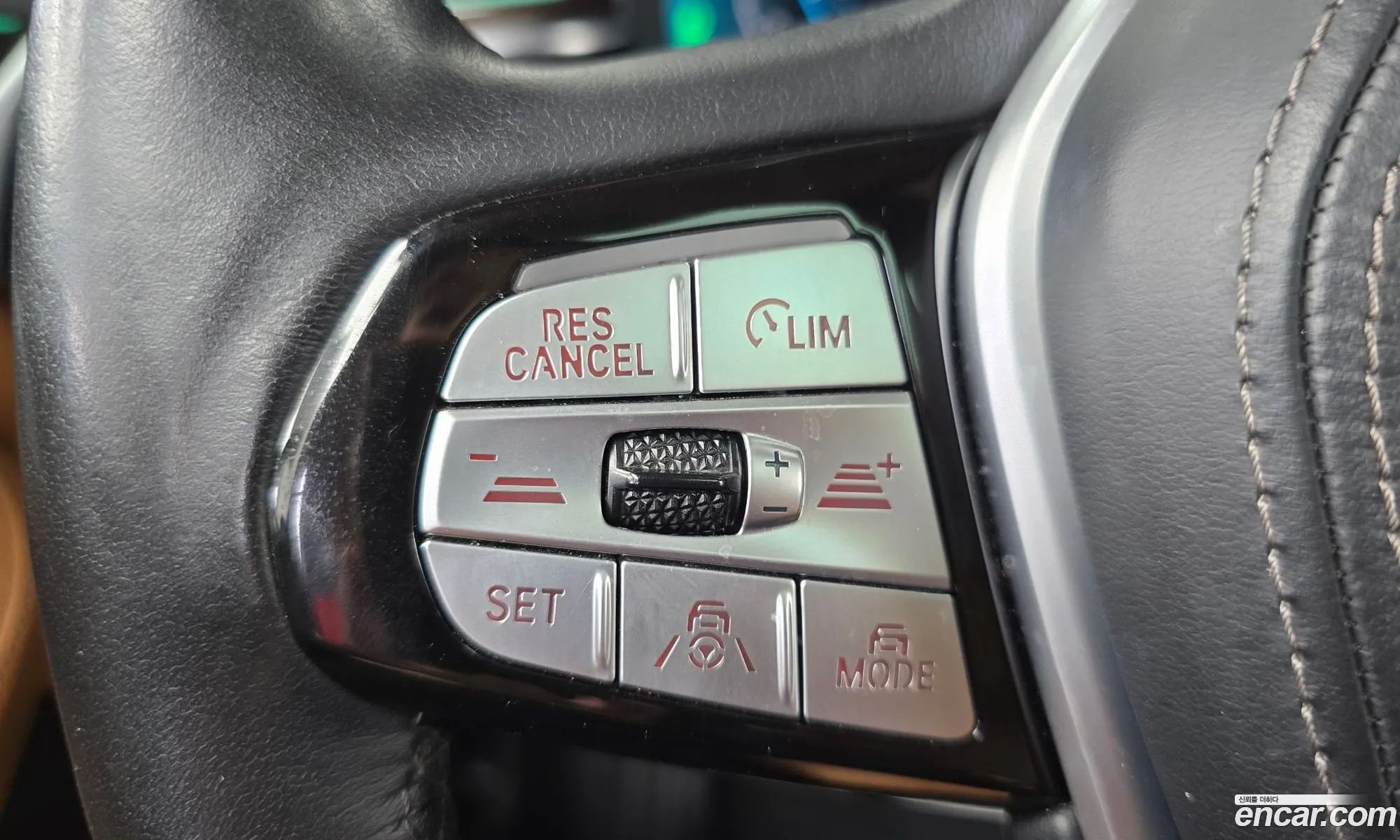 BMW 5 Series 2021 — 34