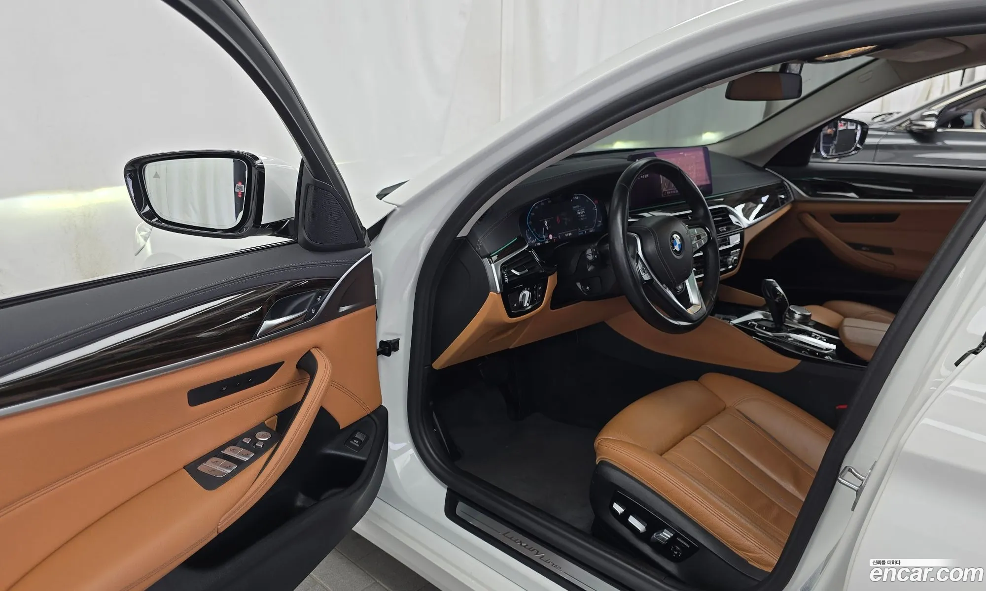 BMW 5 Series 2021 — 5