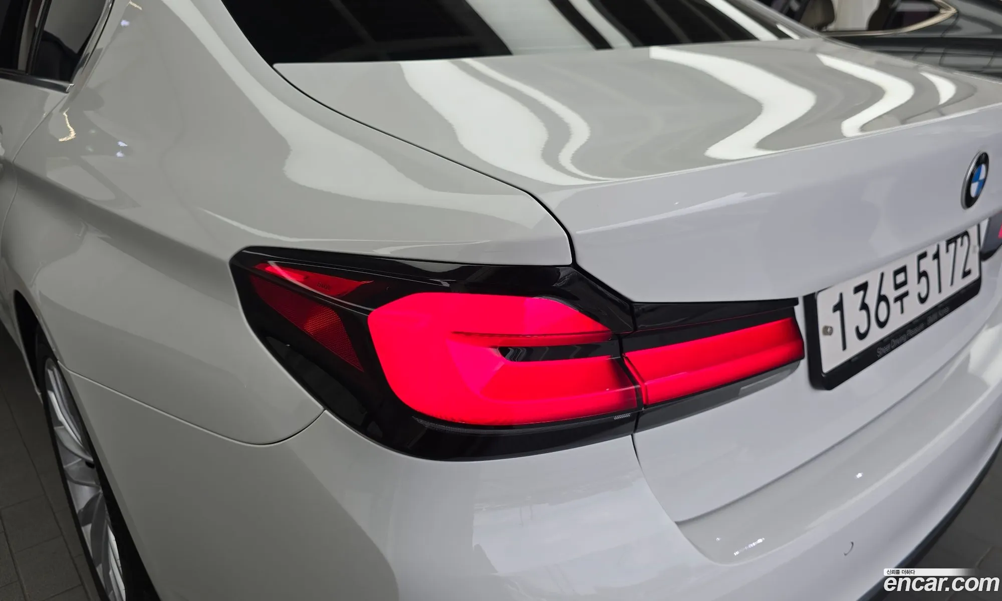 BMW 5 Series 2021 — 23