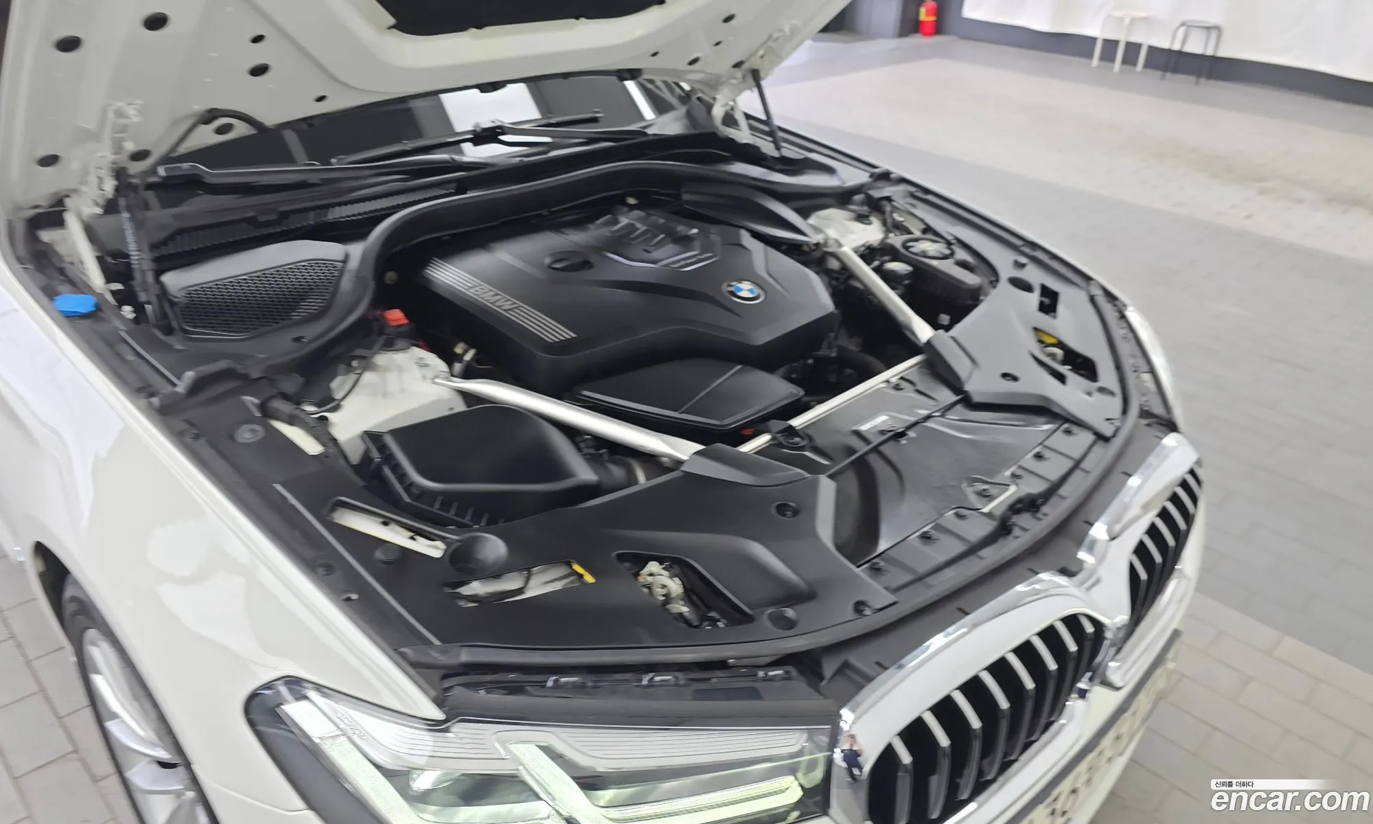 BMW 5 Series 2021 — 3
