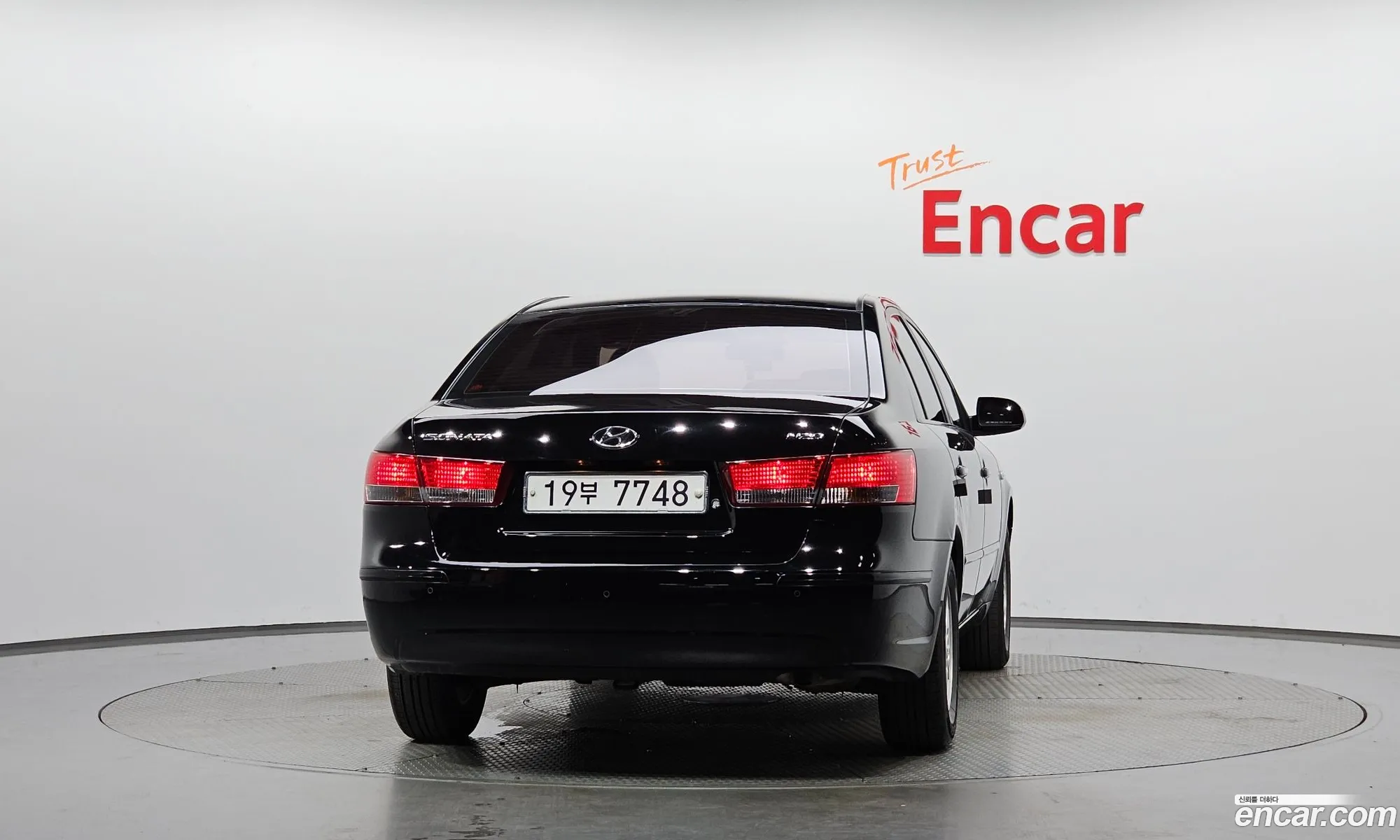 Hyundai NF Sonata Transform