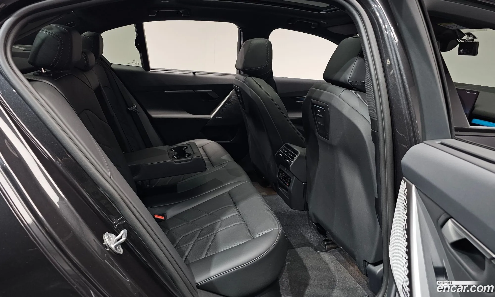 BMW i5 2024 WBY31FK06RCS94542 — 7
