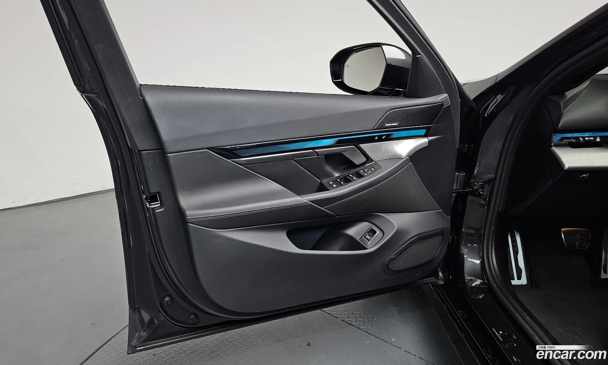 BMW i5 2024 WBY31FK06RCS94542 — 23