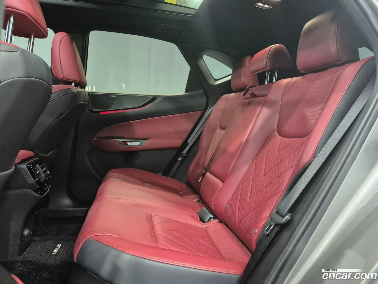 Lexus NX350h 2024 — 18