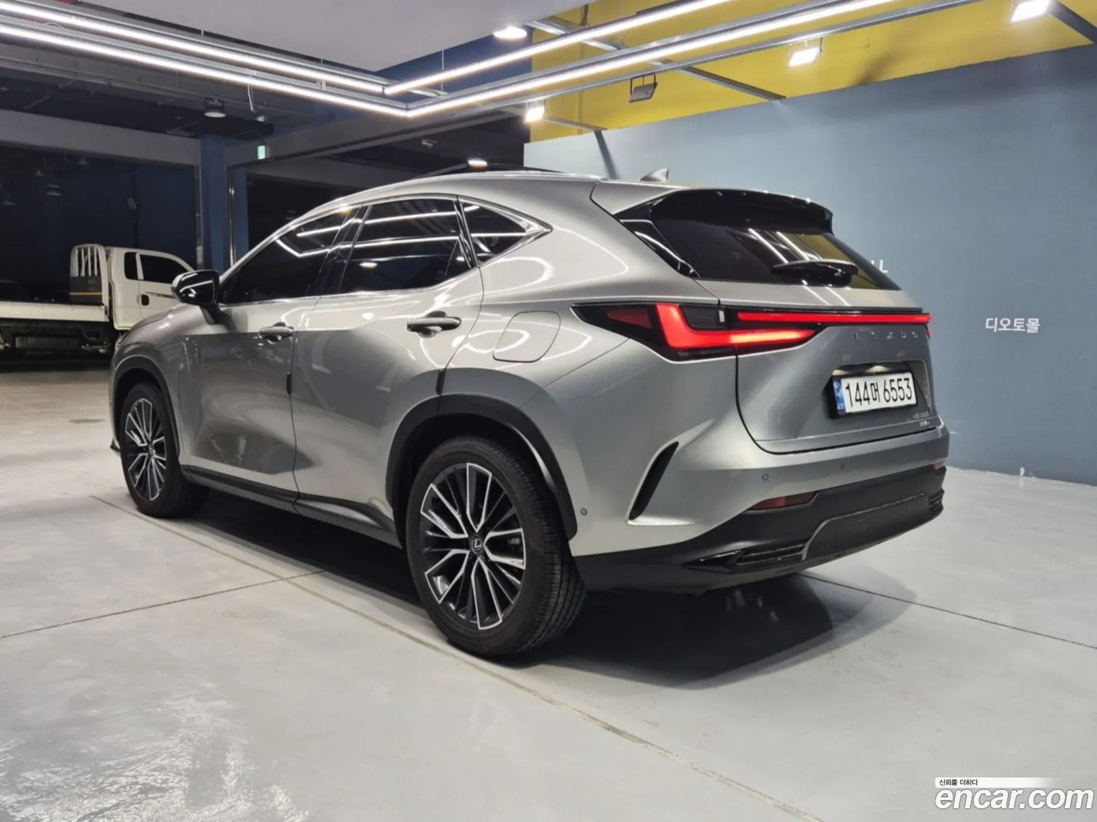 Lexus NX350h
