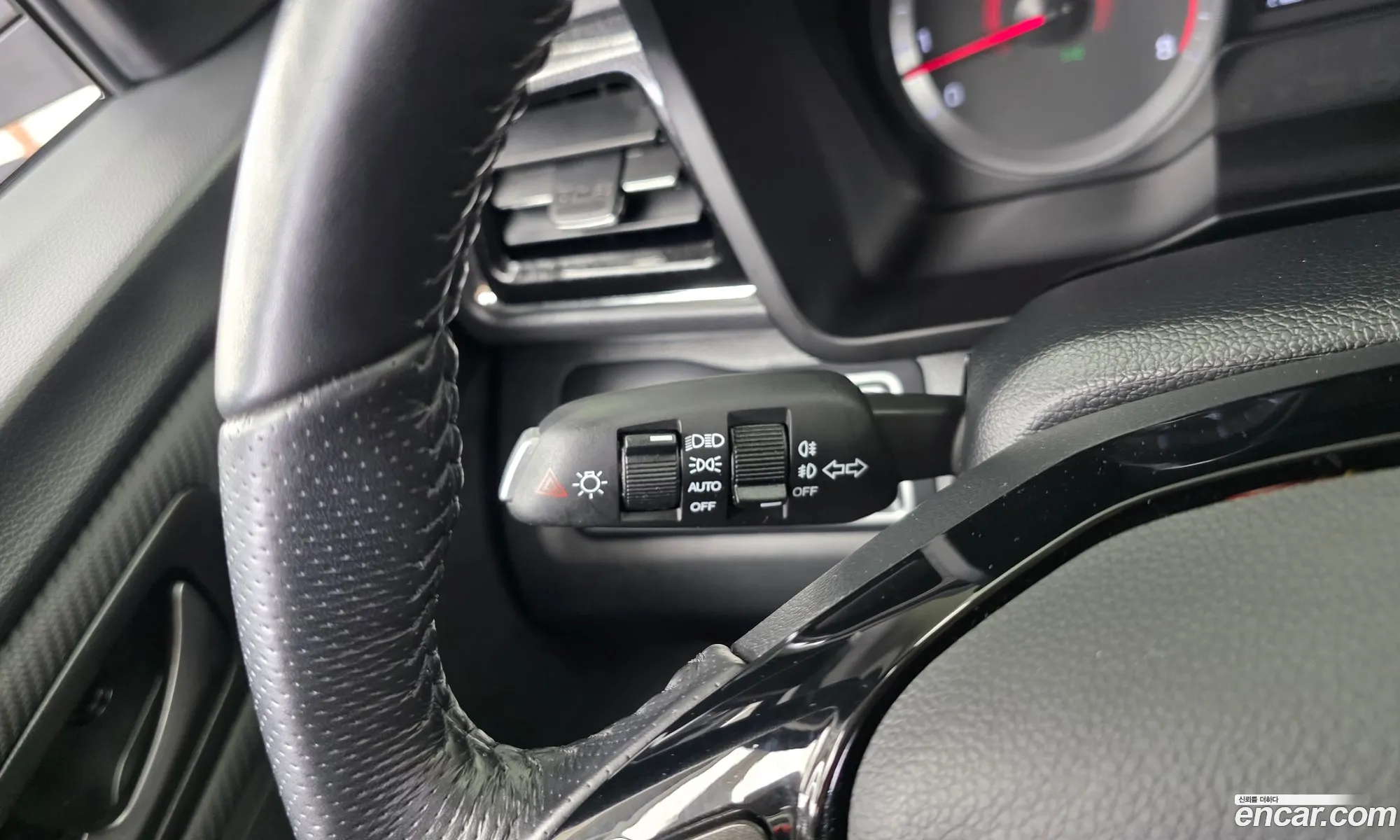 KG Mobility (SsangYong) Tivoli 2020 — 17