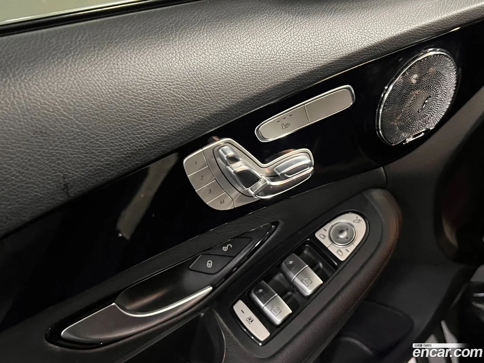Mercedes-Benz C-Class W205 2016 — 3