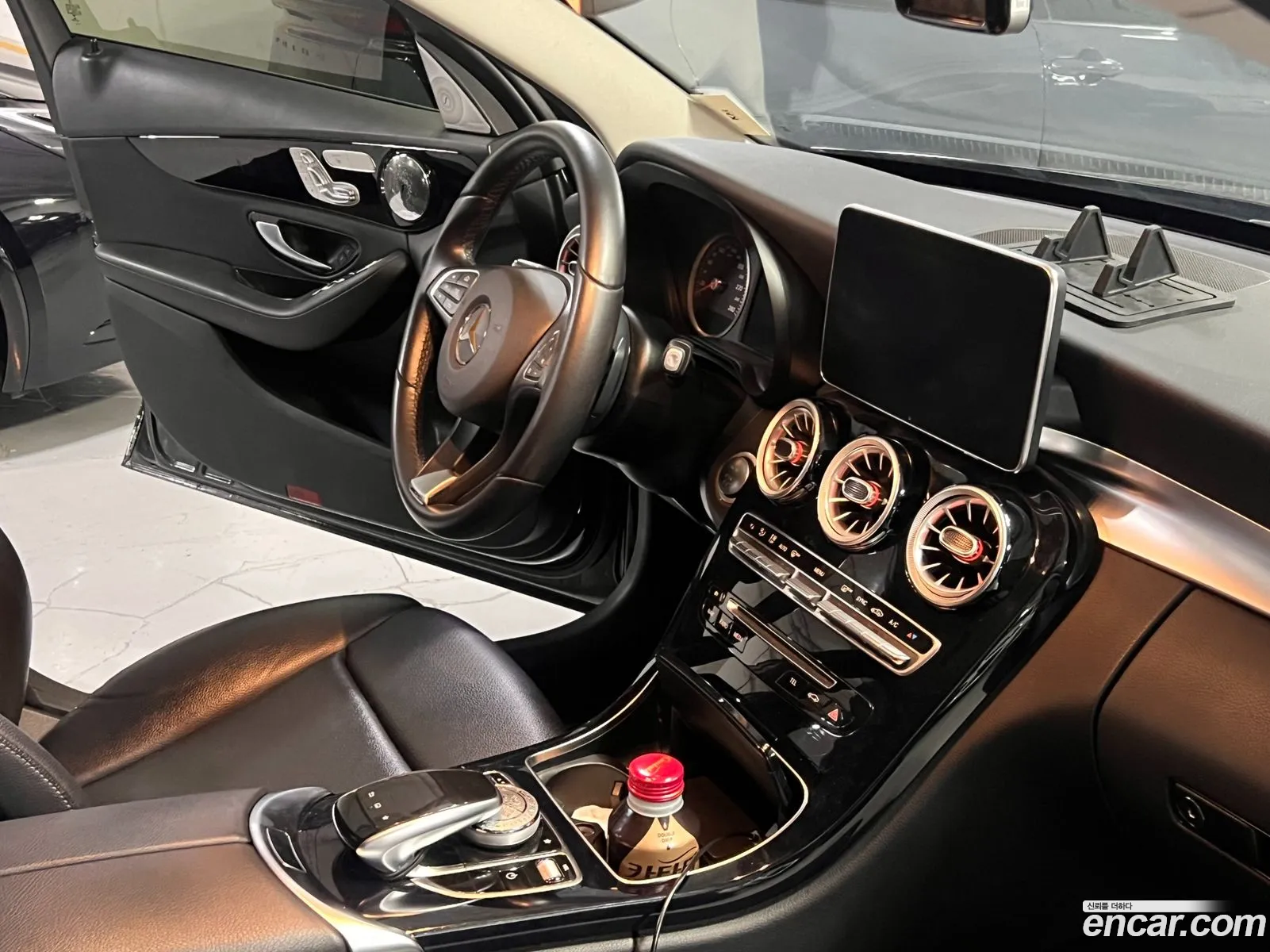 Mercedes-Benz C-Class W205 2016 — 19