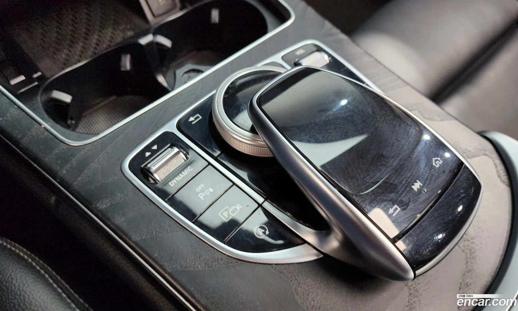 Mercedes-Benz C-Class W205 2019 — 11