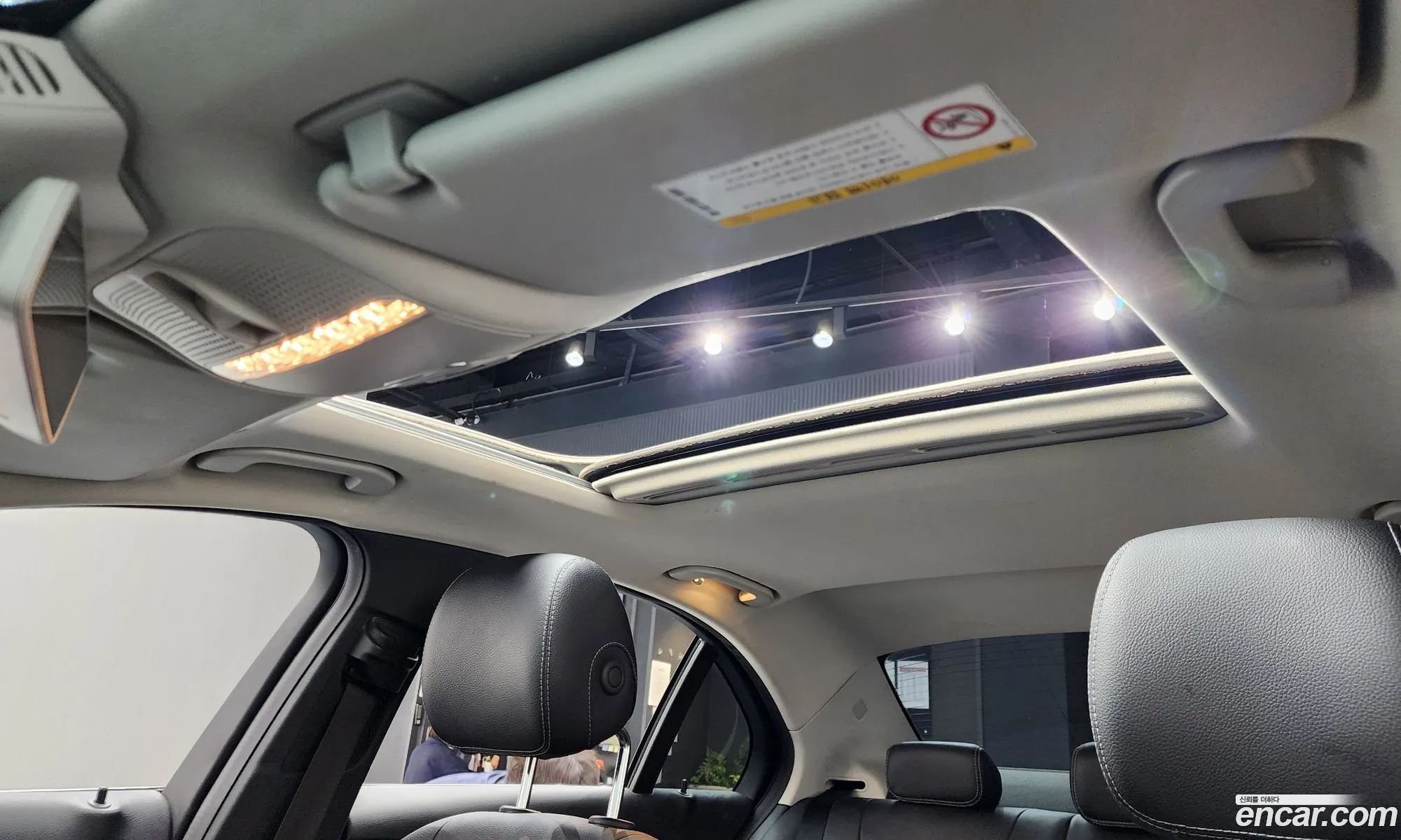 Mercedes-Benz C-Class W205 2019 — 21