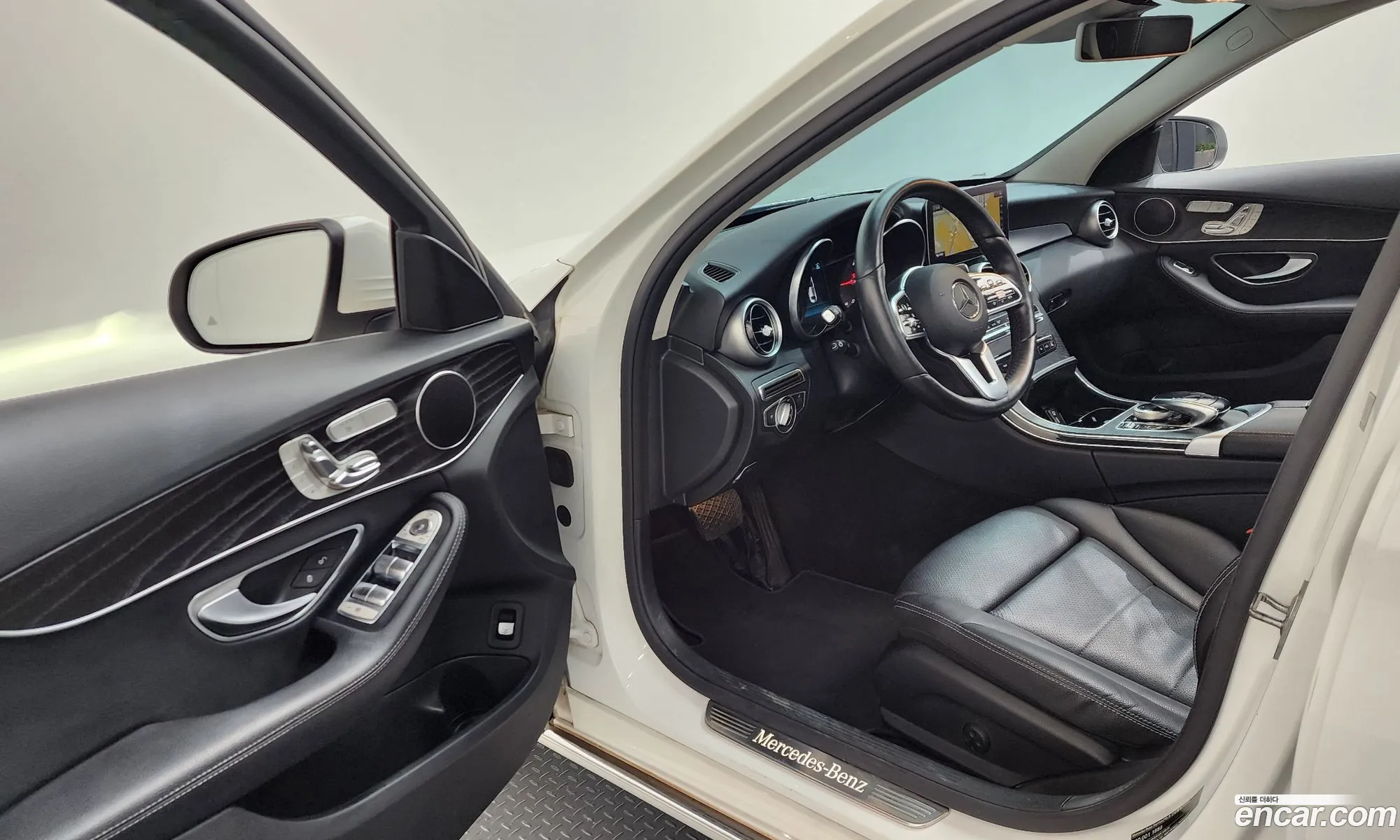 Mercedes-Benz C-Class W205 2019 — 17