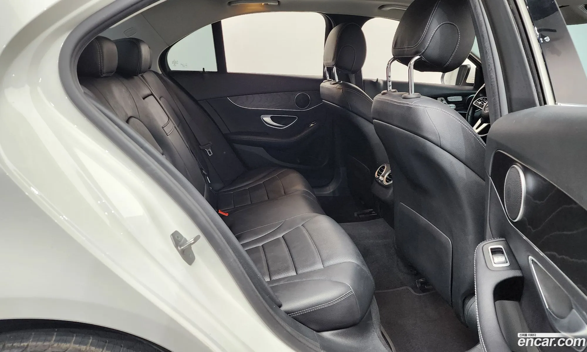Mercedes-Benz C-Class W205 2019 — 20