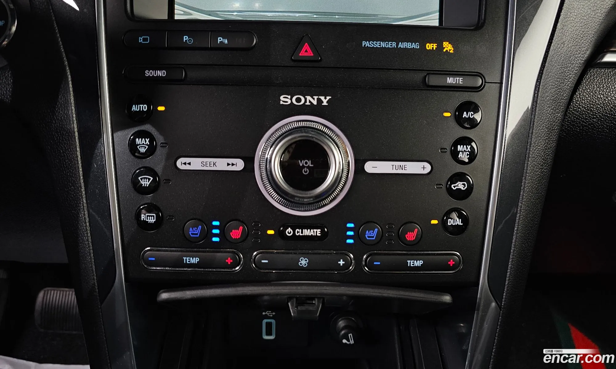 Ford Explorer 2019 1FM5K8FH3KGA33222 — 9