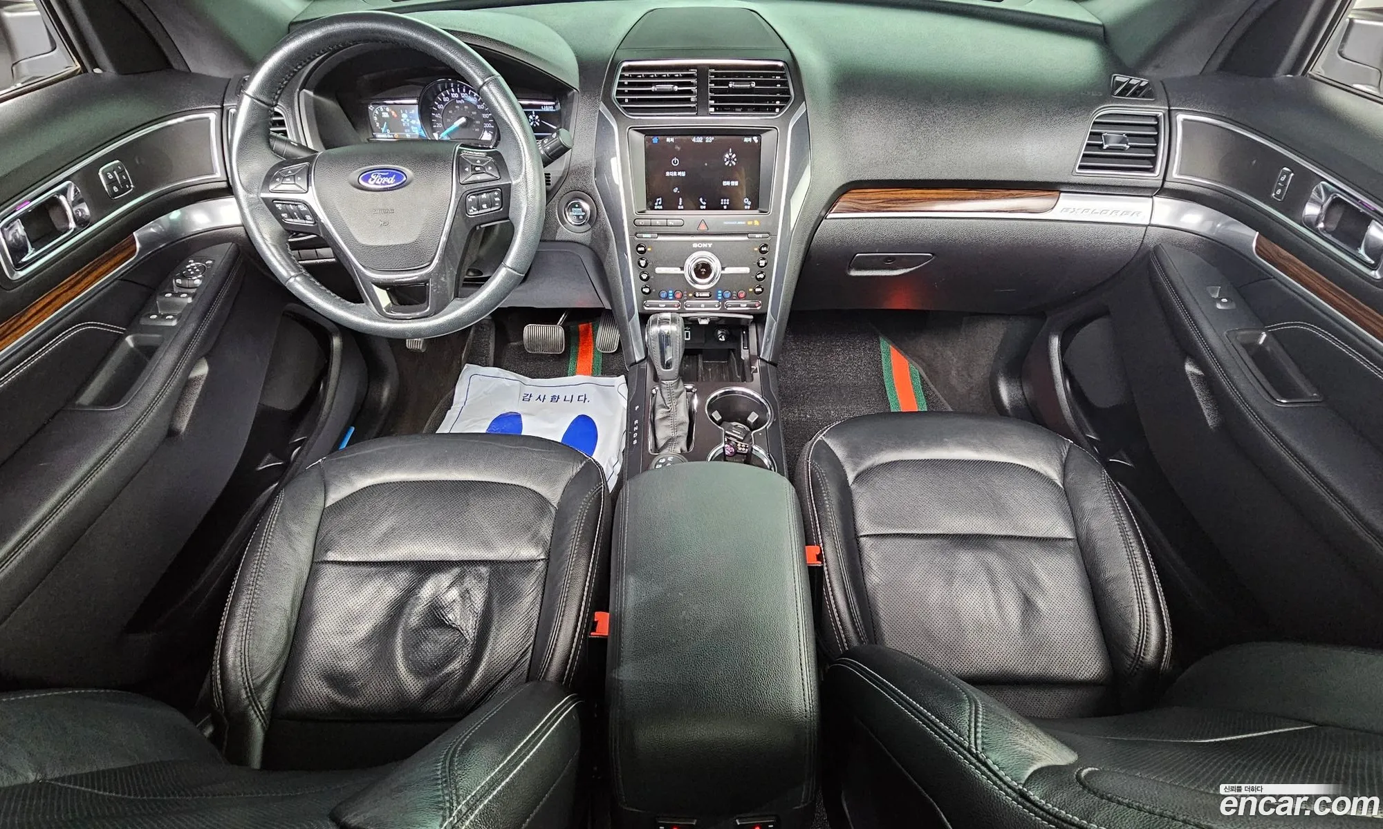 Ford Explorer 2019 1FM5K8FH3KGA33222 — 21