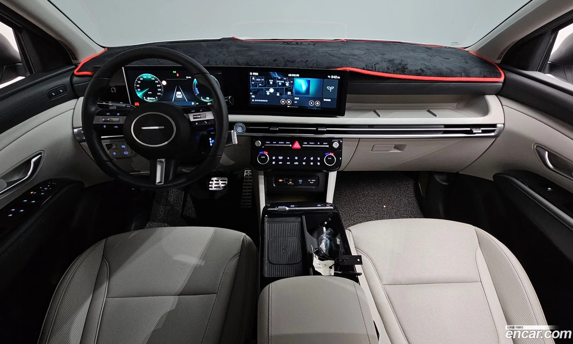 Hyundai Tucson Hybrid 2025 — 4