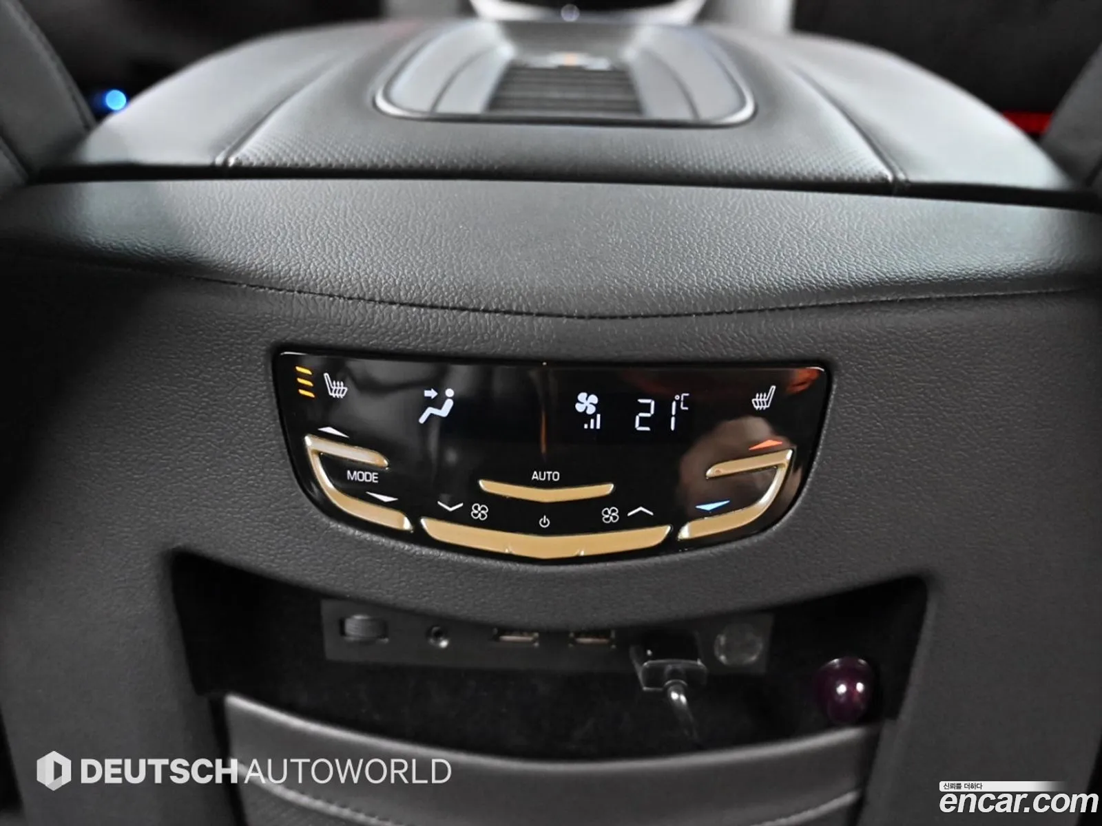 Cadillac Escalade 2019 — 16