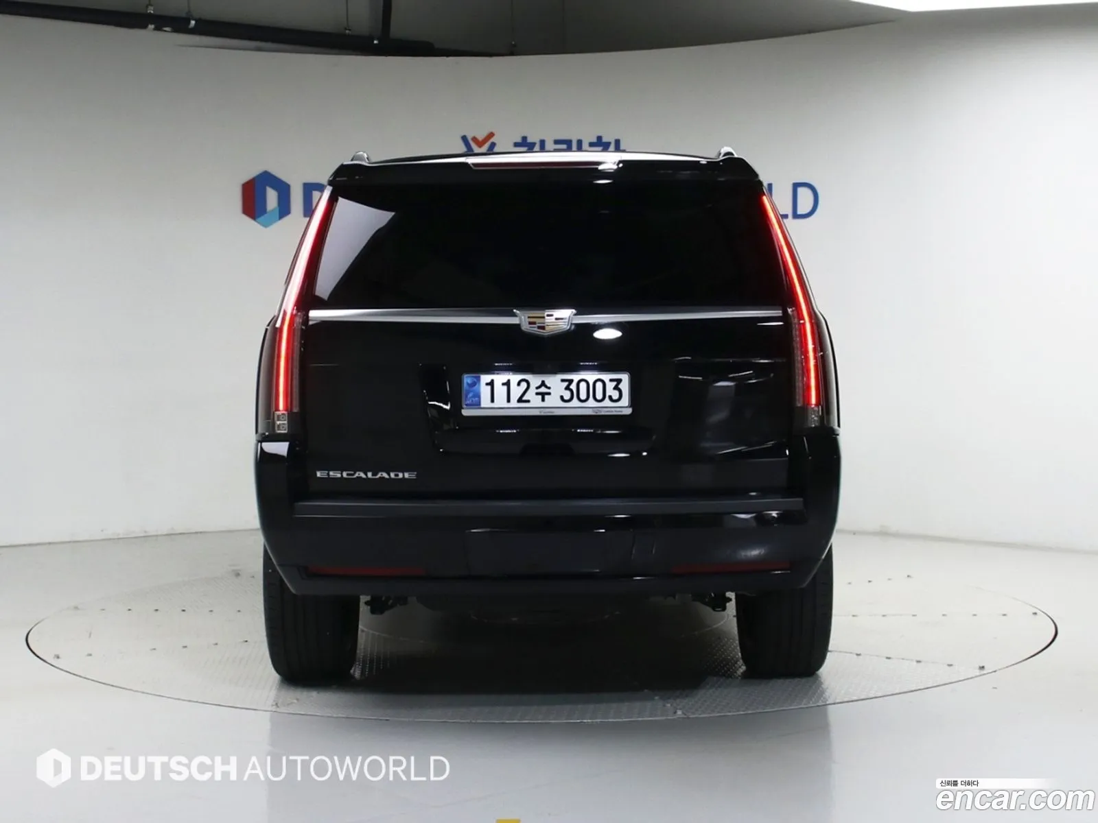 Cadillac Escalade 2019 — 19