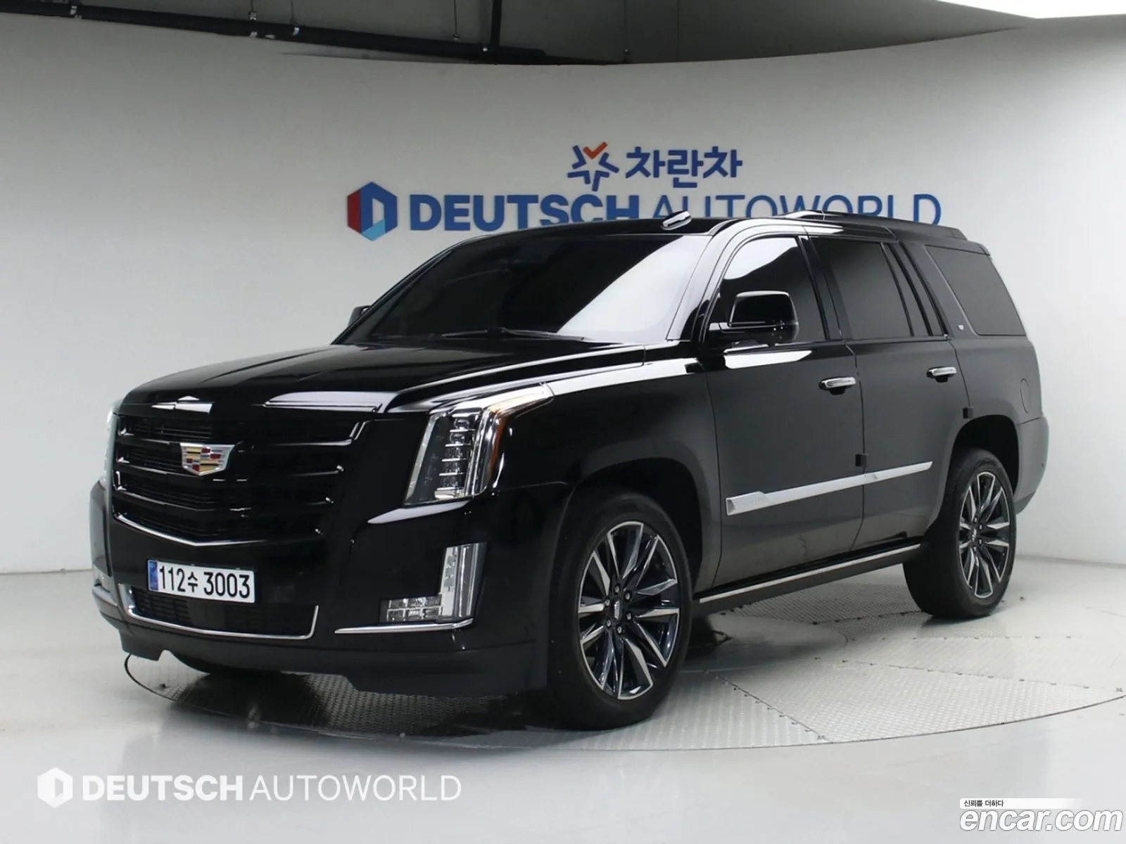 Cadillac Escalade 2019 — 17