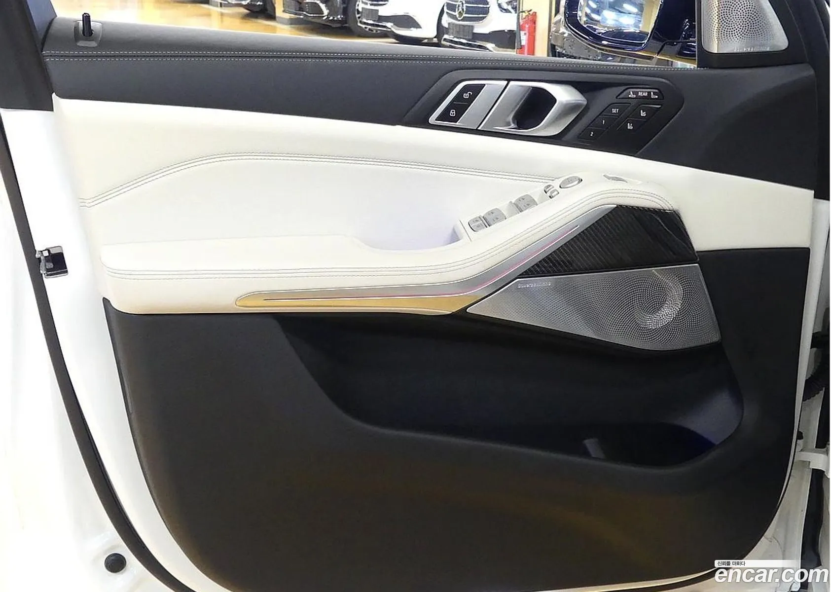 BMW X7 2024 — 10