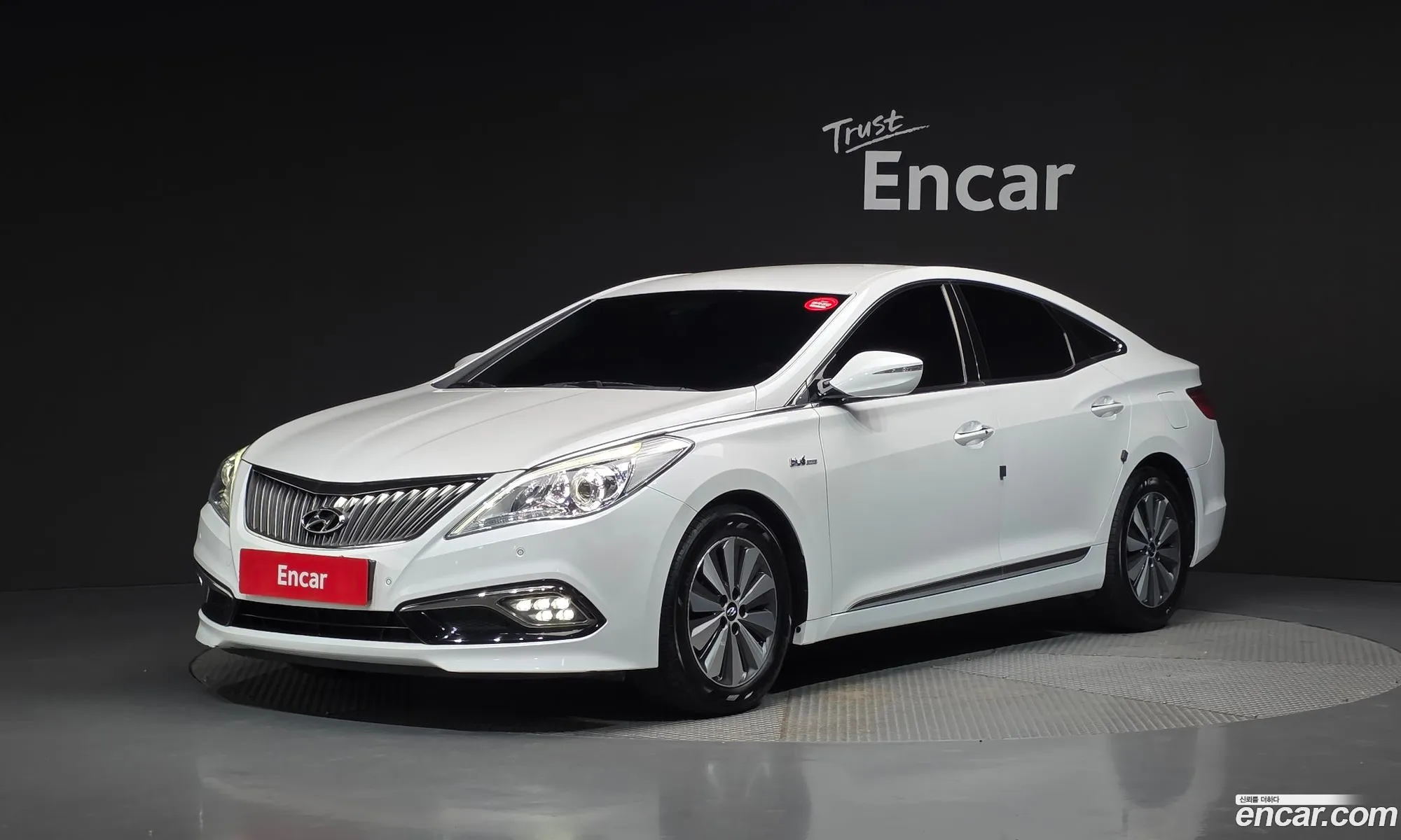 Hyundai Grandeur HG Hybrid 2016 — 3