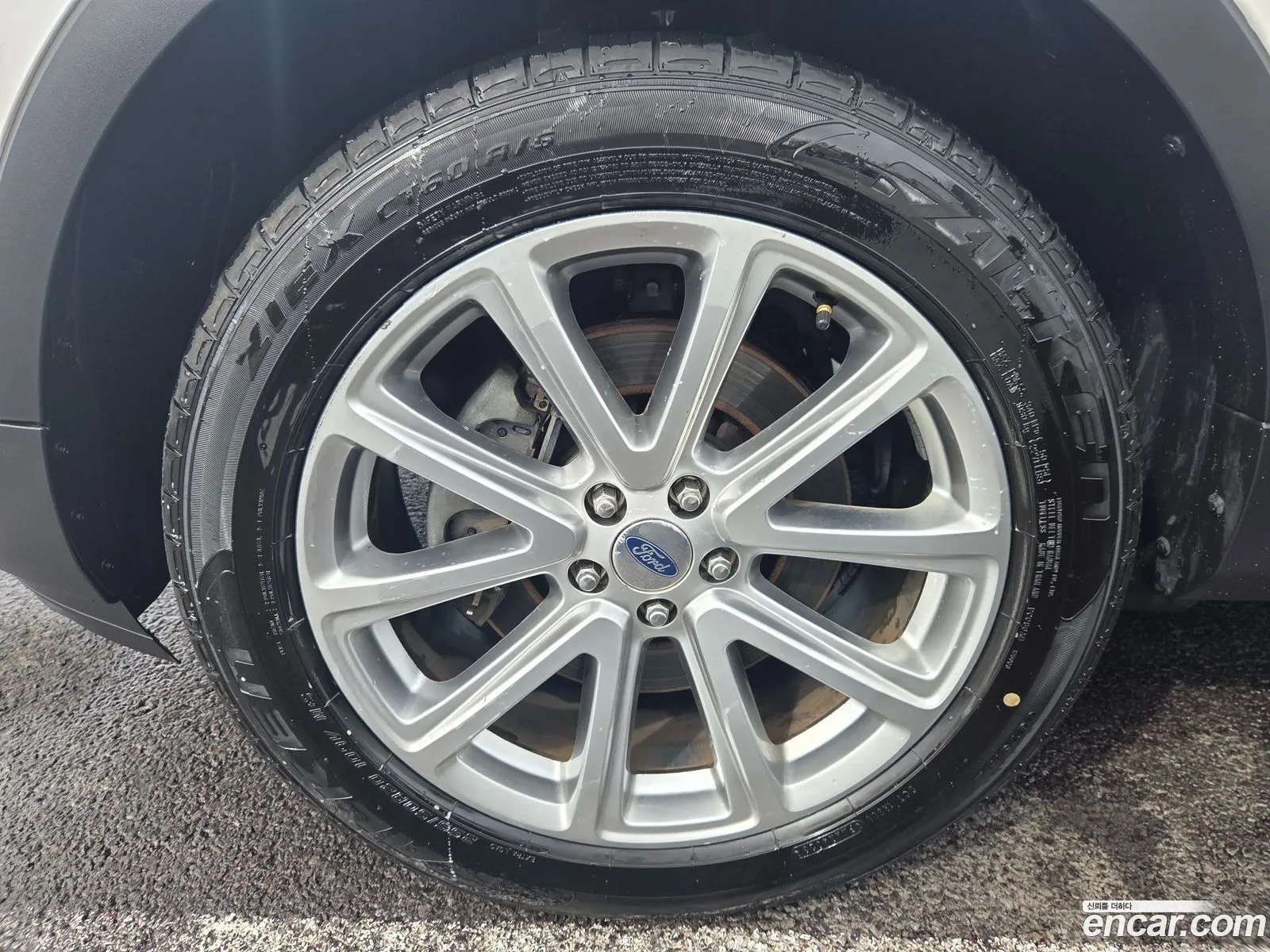 Ford Explorer 2015 — 9