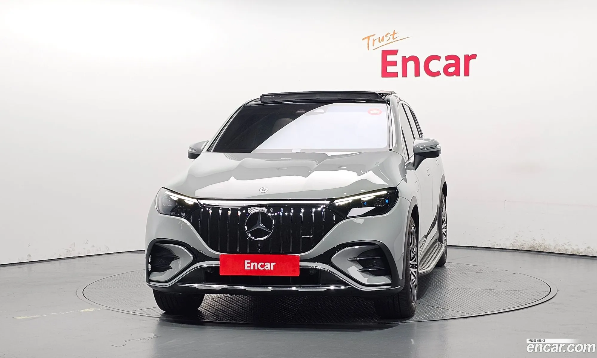 Mercedes-Benz EQE SUV X294 2023 — 28