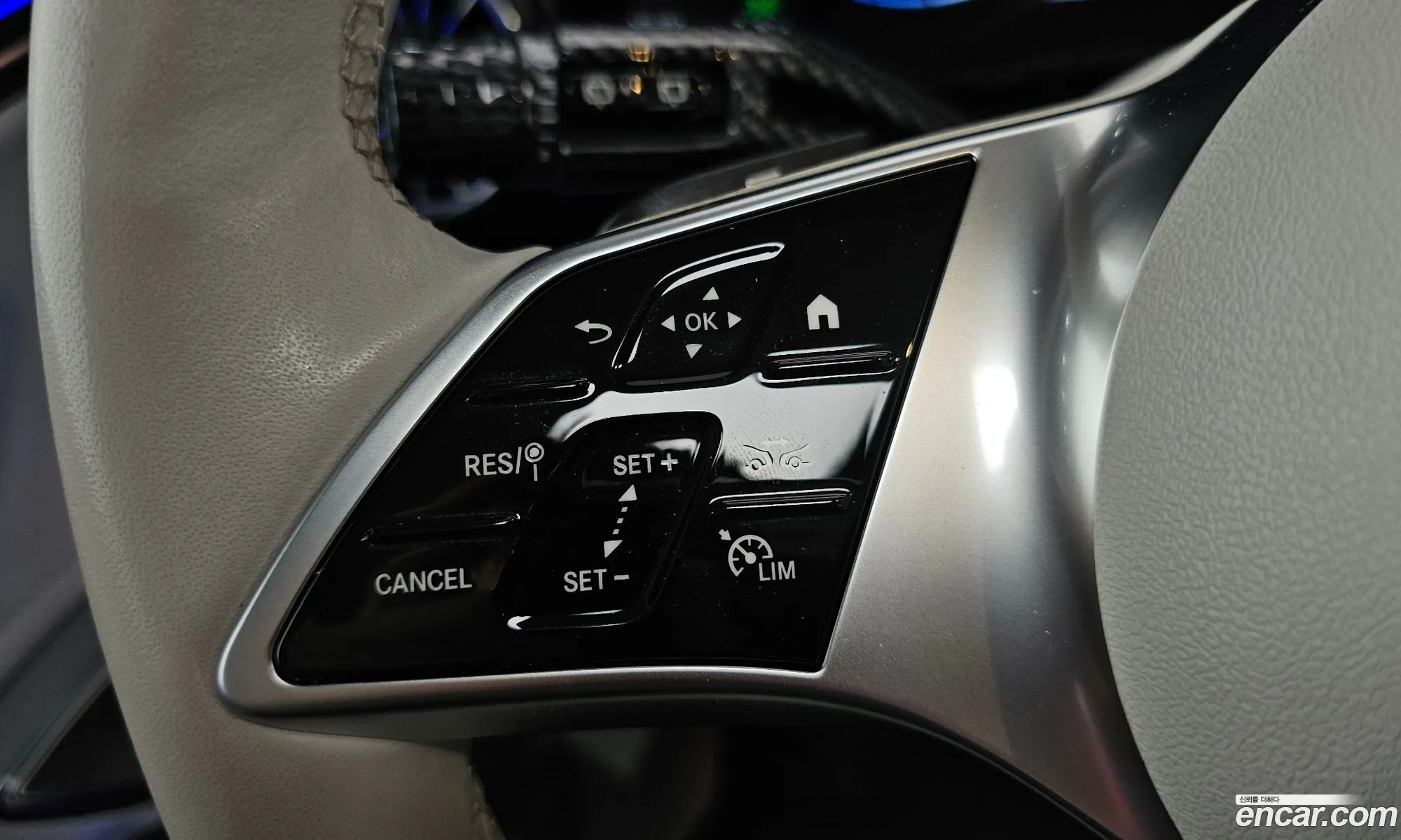 Mercedes-Benz EQE SUV X294 2023 — 18
