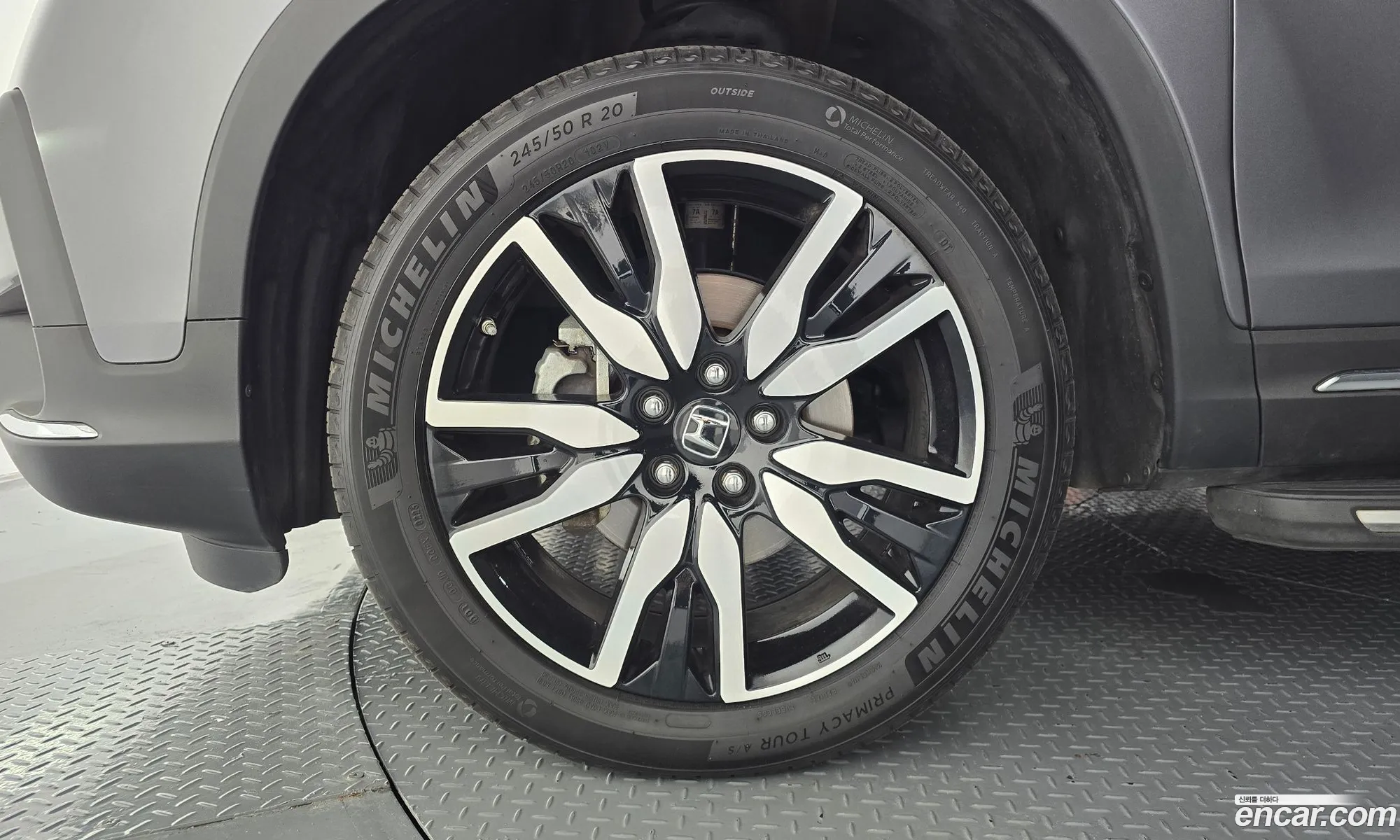 Honda Pilot 2019 5FNYF6800KB200512 — 13