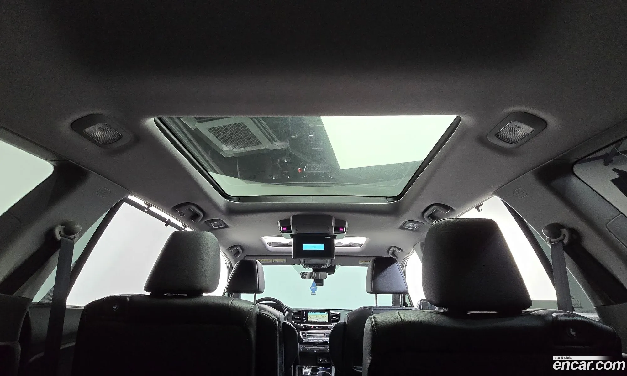 Honda Pilot 2019 5FNYF6800KB200512 — 26