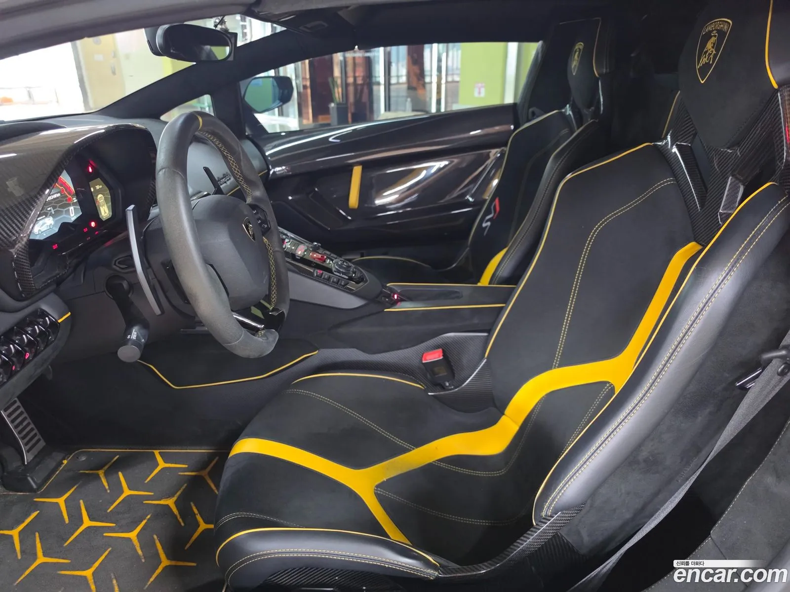 Lamborghini Aventador 2021 — 6
