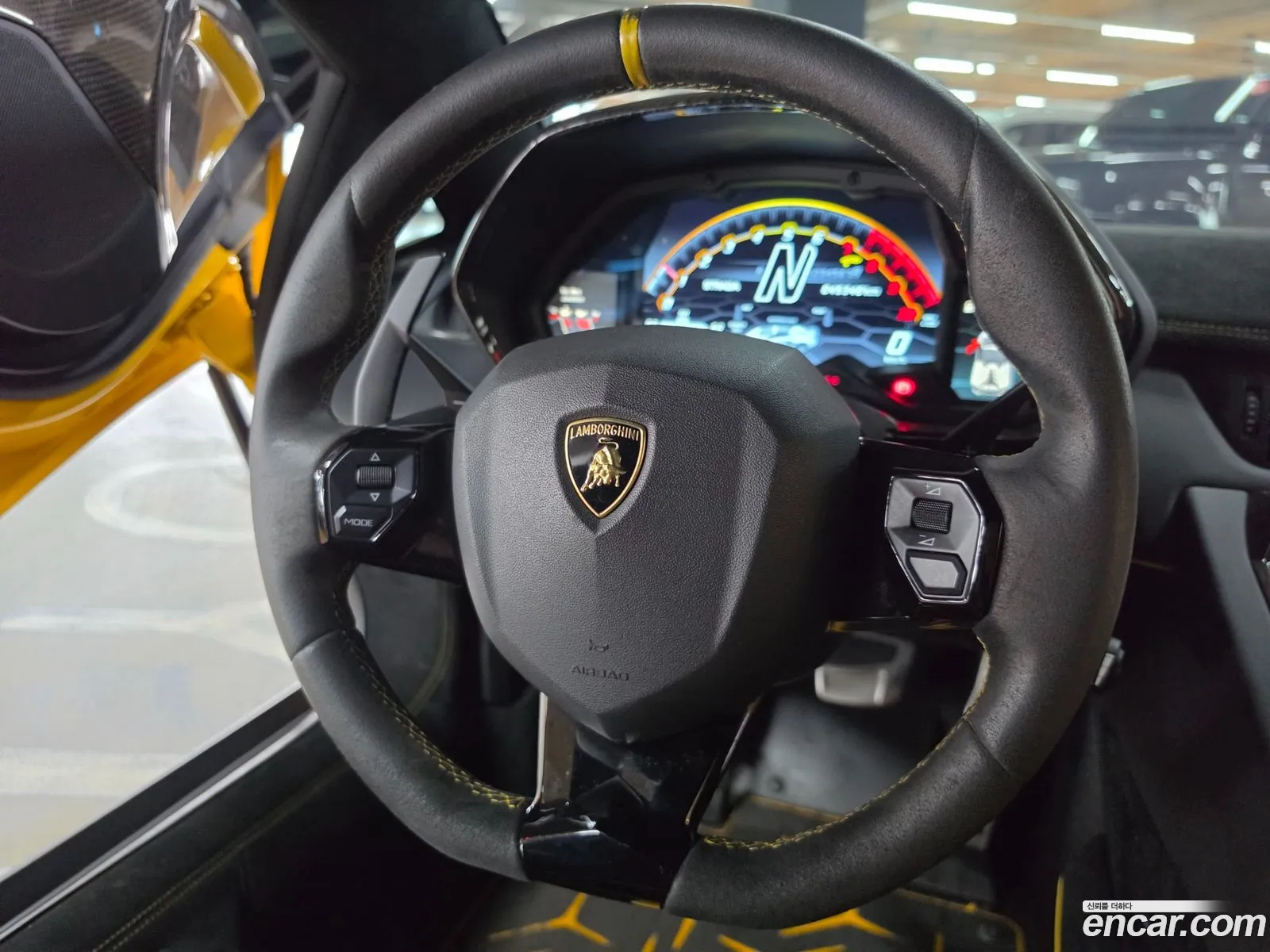 Lamborghini Aventador 2021 — 15