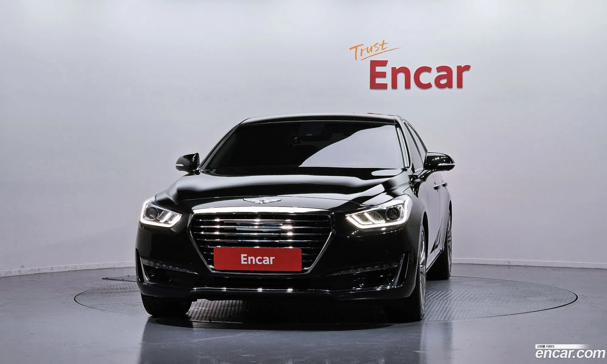 Genesis EQ900 2017 — 3
