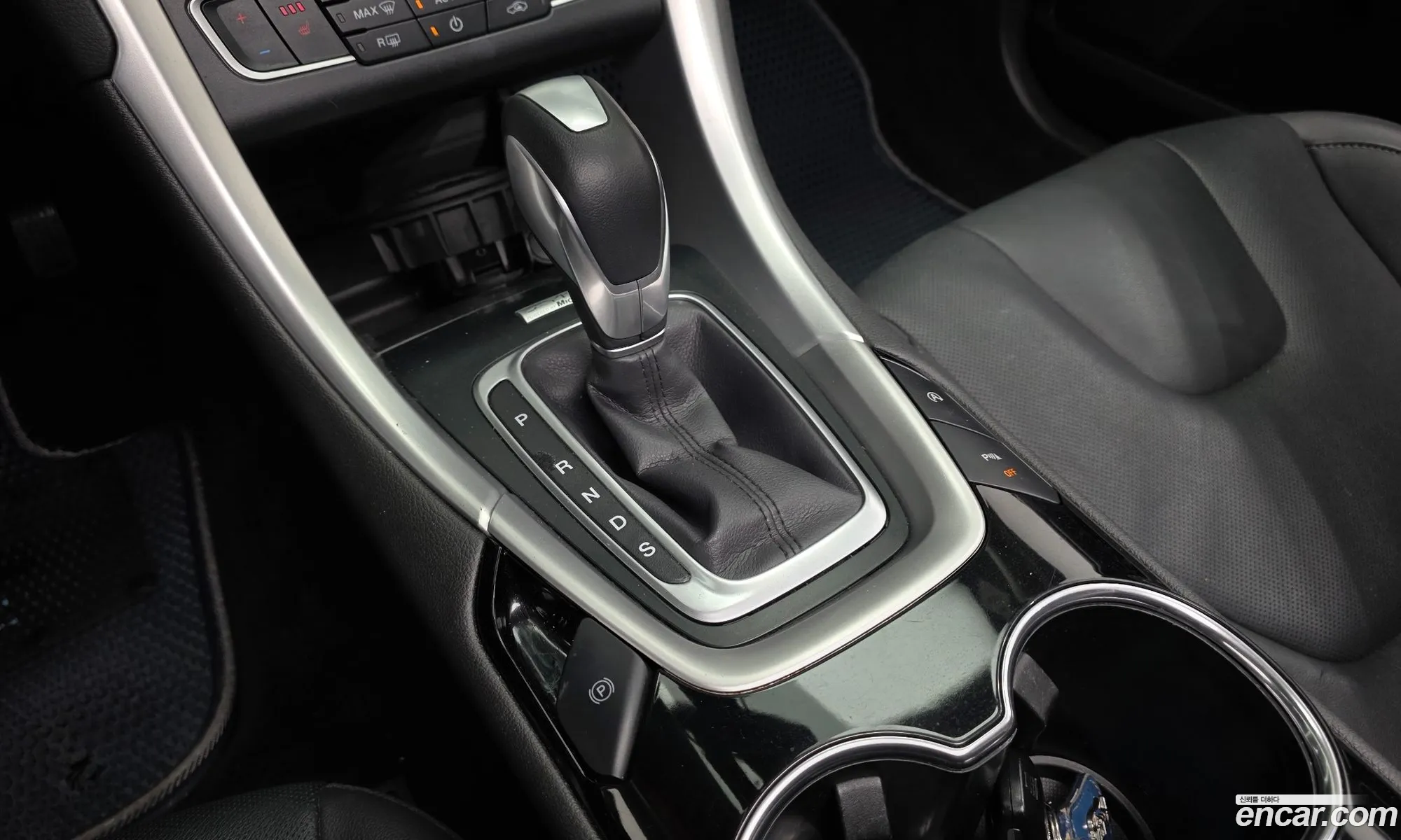Ford Mondeo 2015 — 2