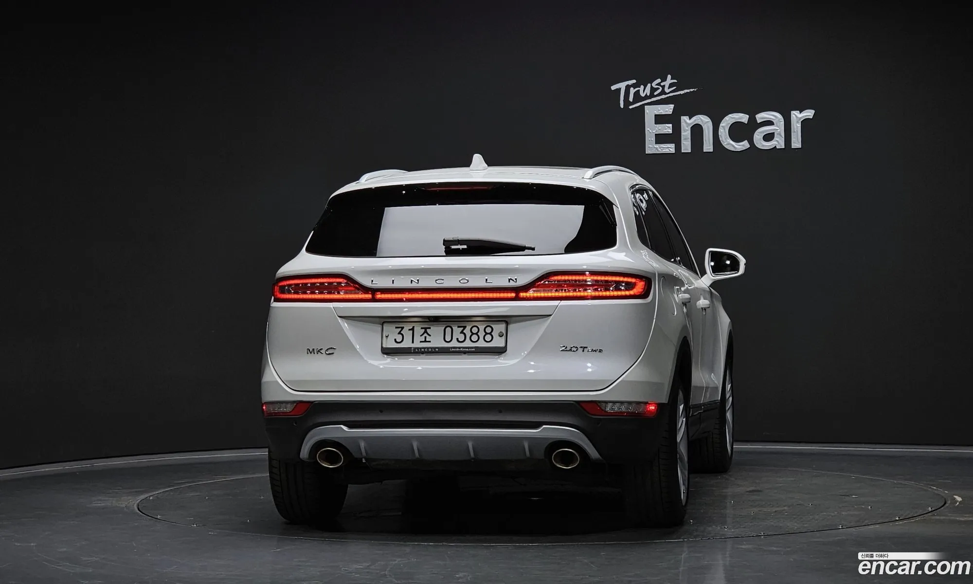 Lincoln MKC 2016 5LMCJ3D93HUL15280 — 14